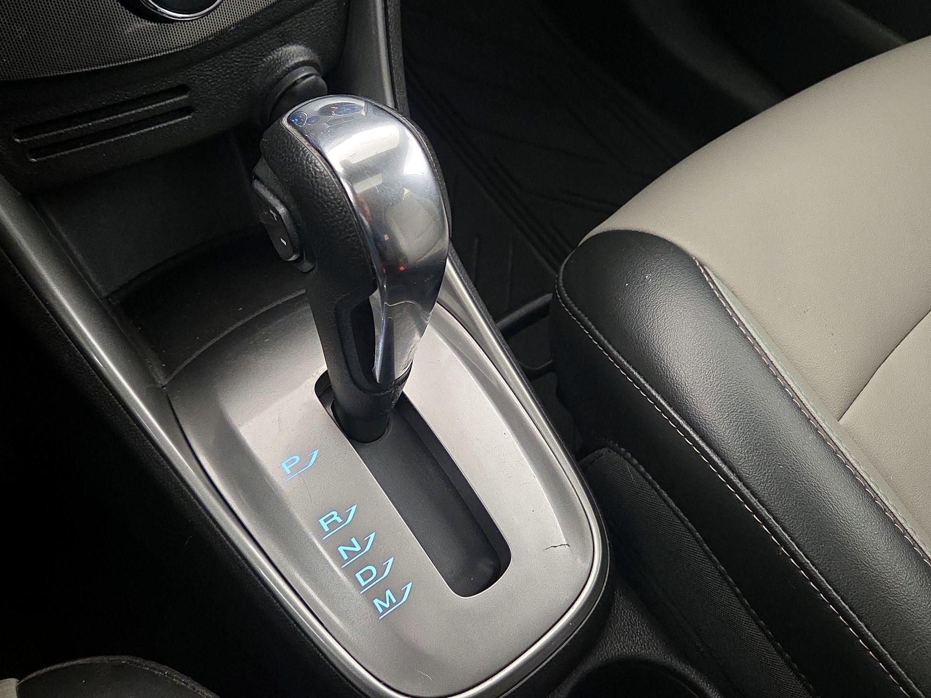 Thumbnail: 2016 Chevrolet Trax - 17