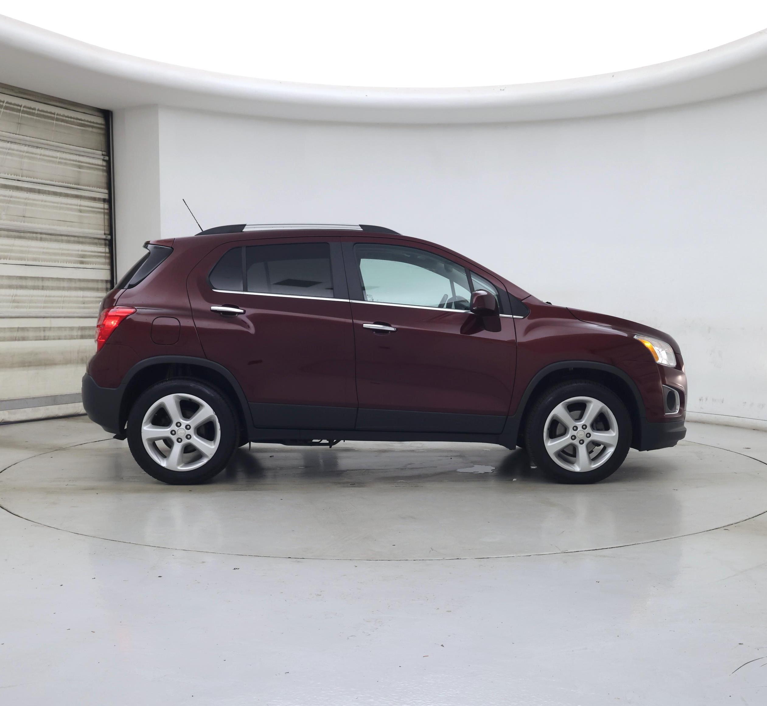 Thumbnail: 2016 Chevrolet Trax - 7