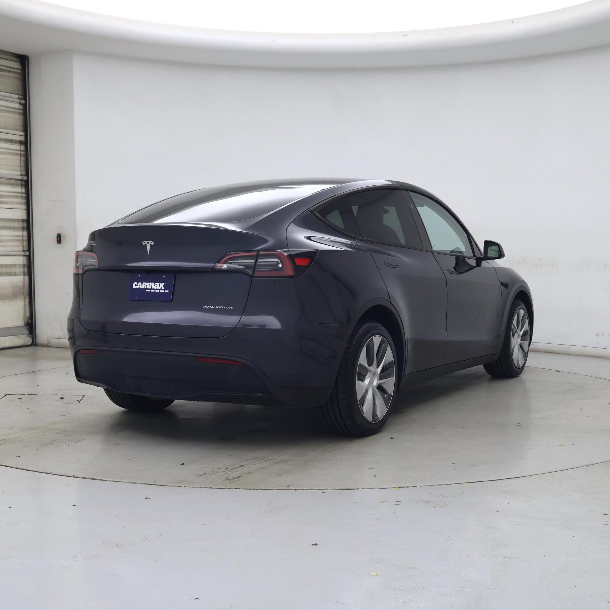 Thumbnail: 2024 Tesla Model Y - 8
