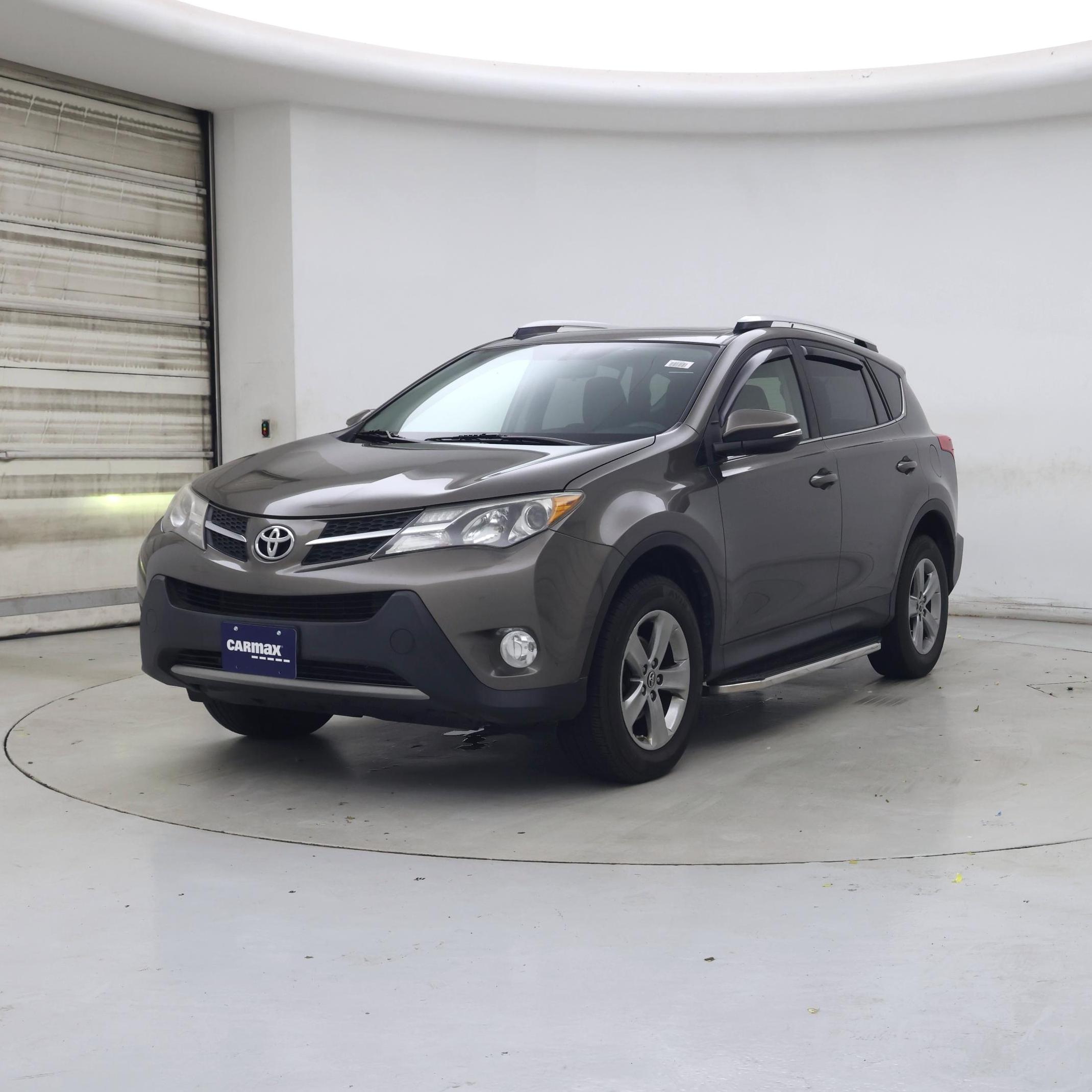Thumbnail: 2015 Toyota RAV4 - 4