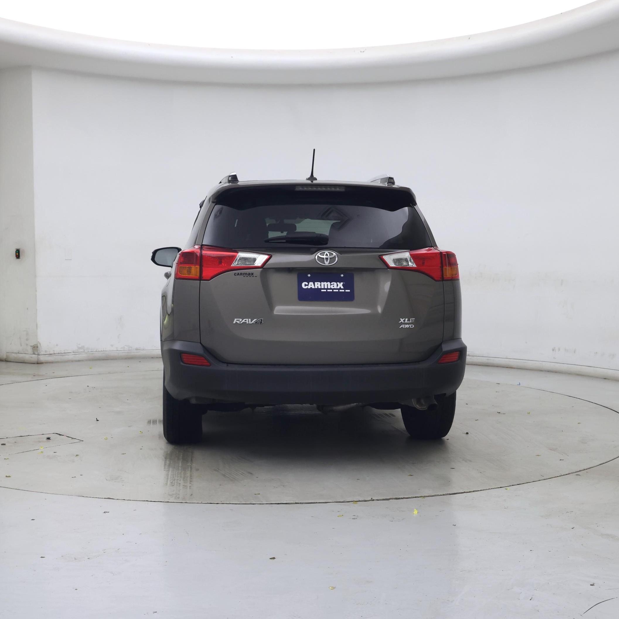 Thumbnail: 2015 Toyota RAV4 - 6