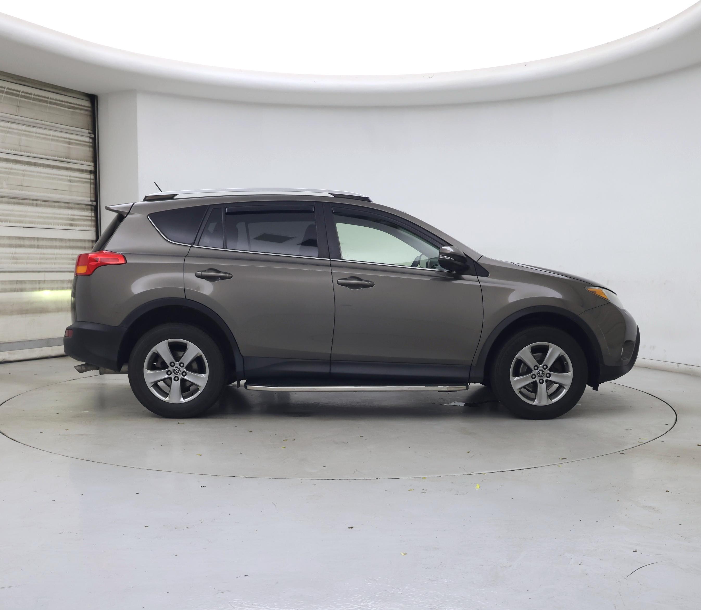 Thumbnail: 2015 Toyota RAV4 - 7