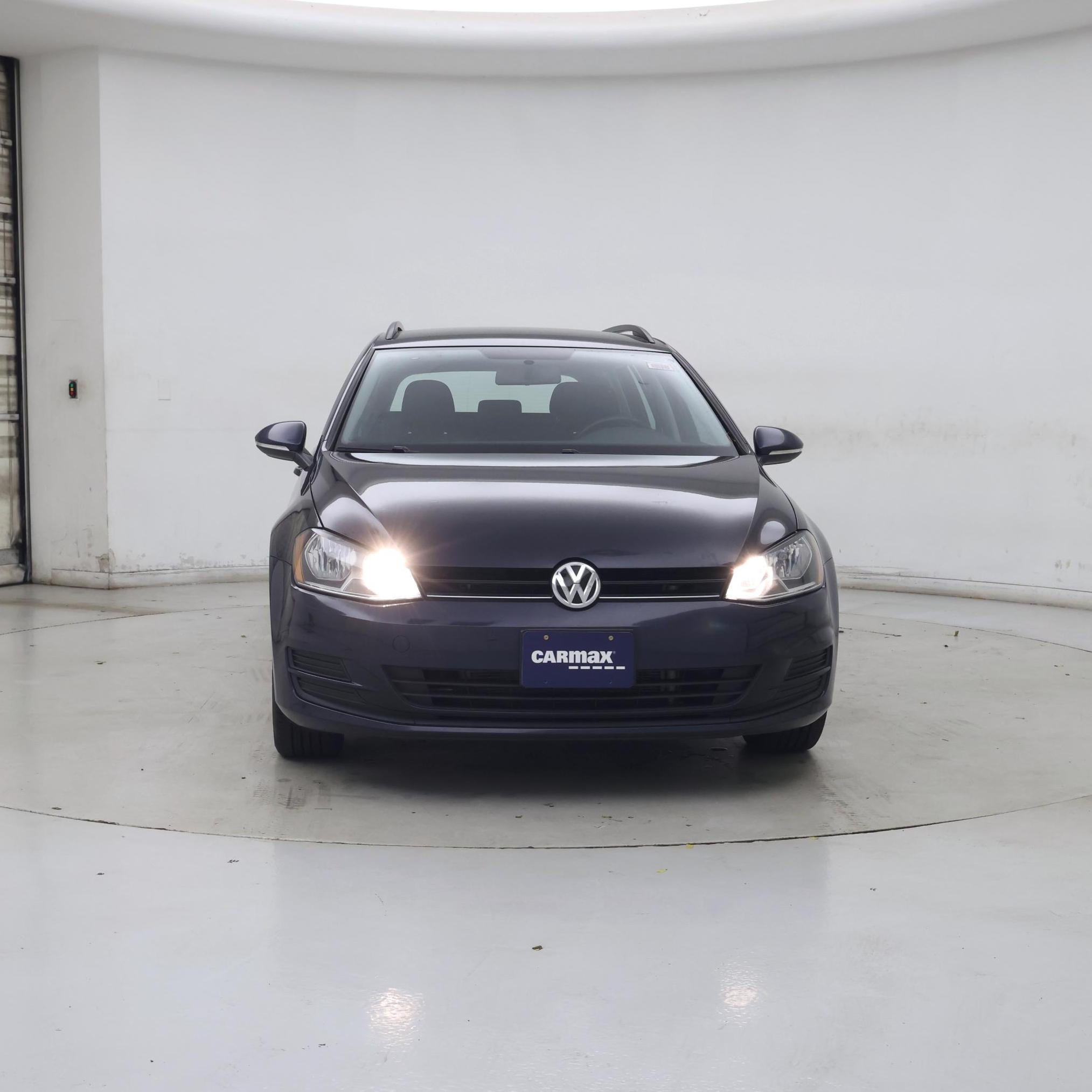 Thumbnail: 2017 Volkswagen Golf - 5