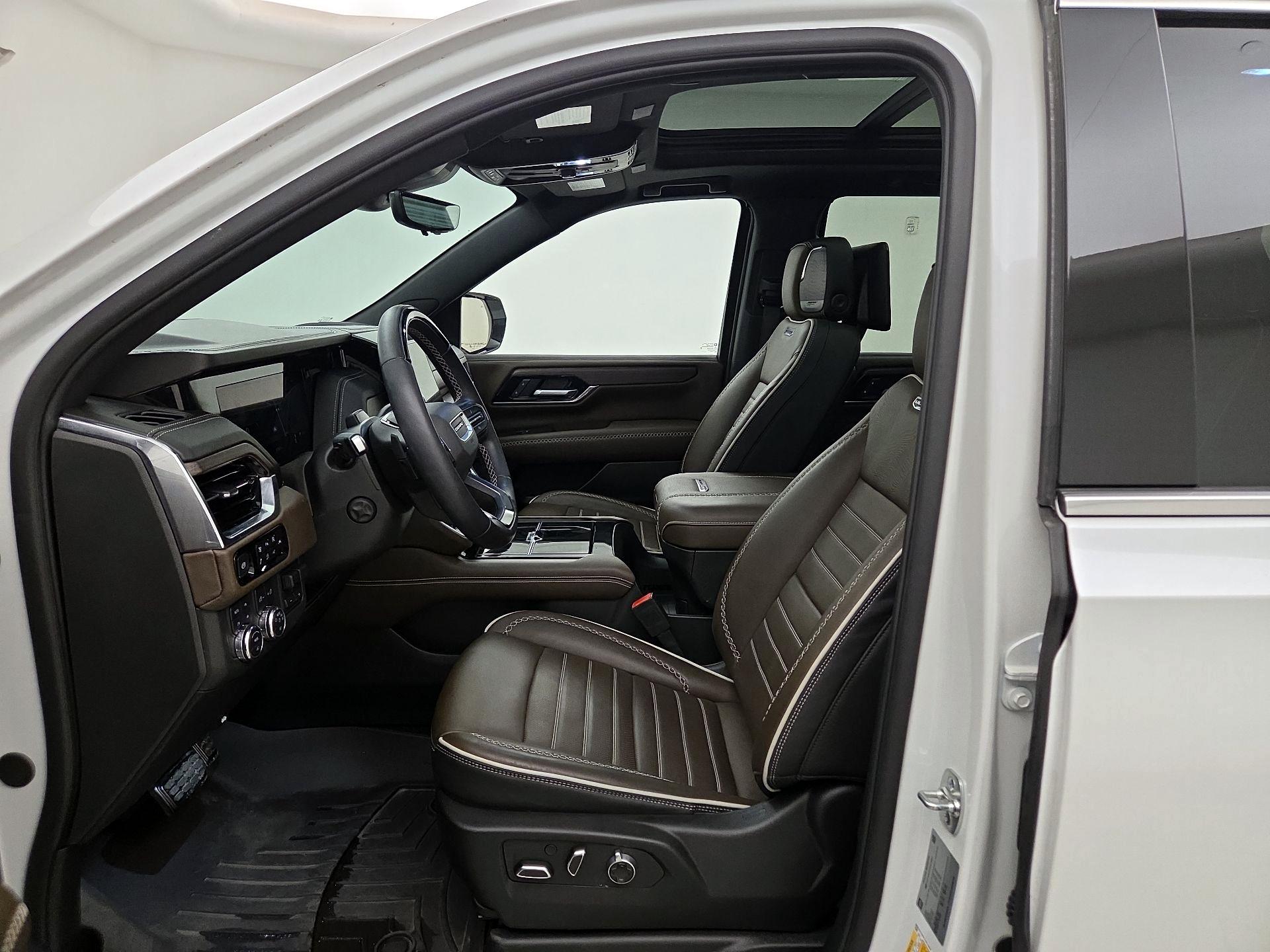 Thumbnail: 2025 GMC Yukon - 11