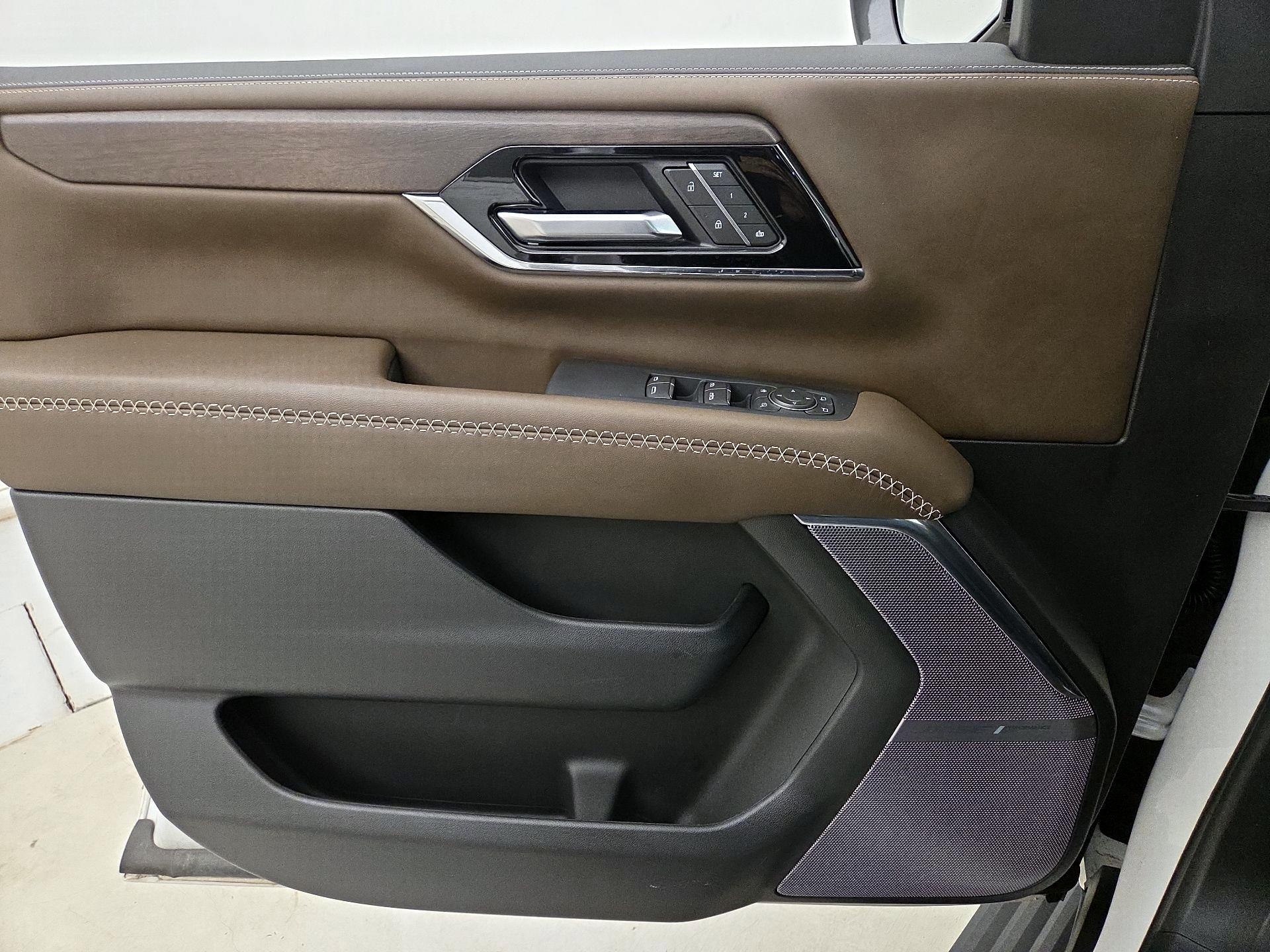 Thumbnail: 2025 GMC Yukon - 12