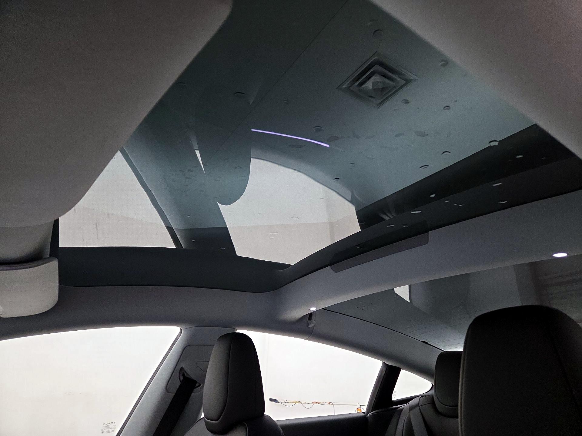 Thumbnail: 2025 Tesla Model 3 - 18
