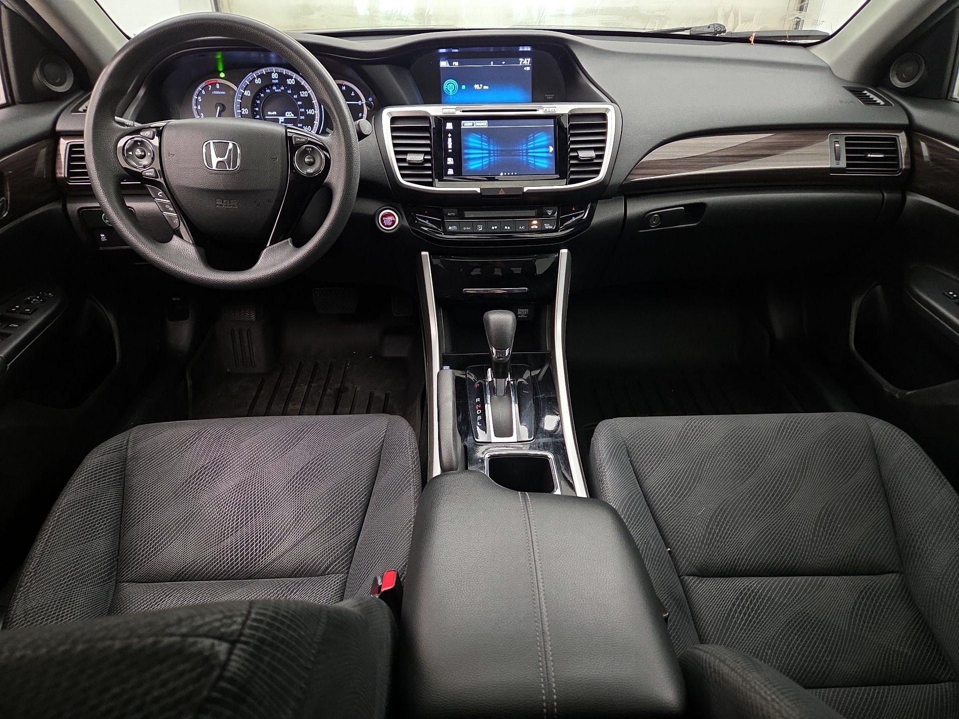 Thumbnail: 2016 Honda Accord - 9