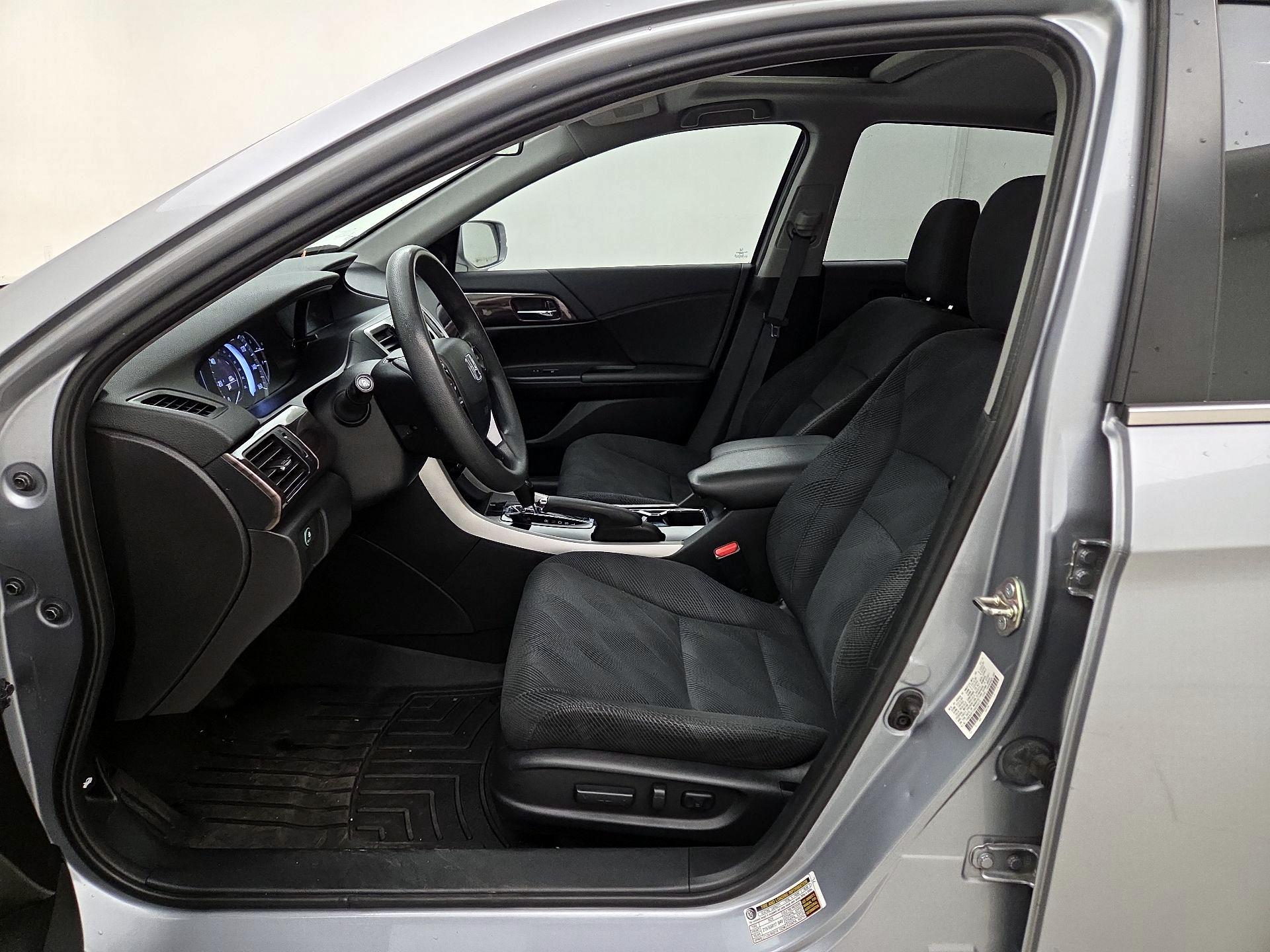 Thumbnail: 2016 Honda Accord - 11
