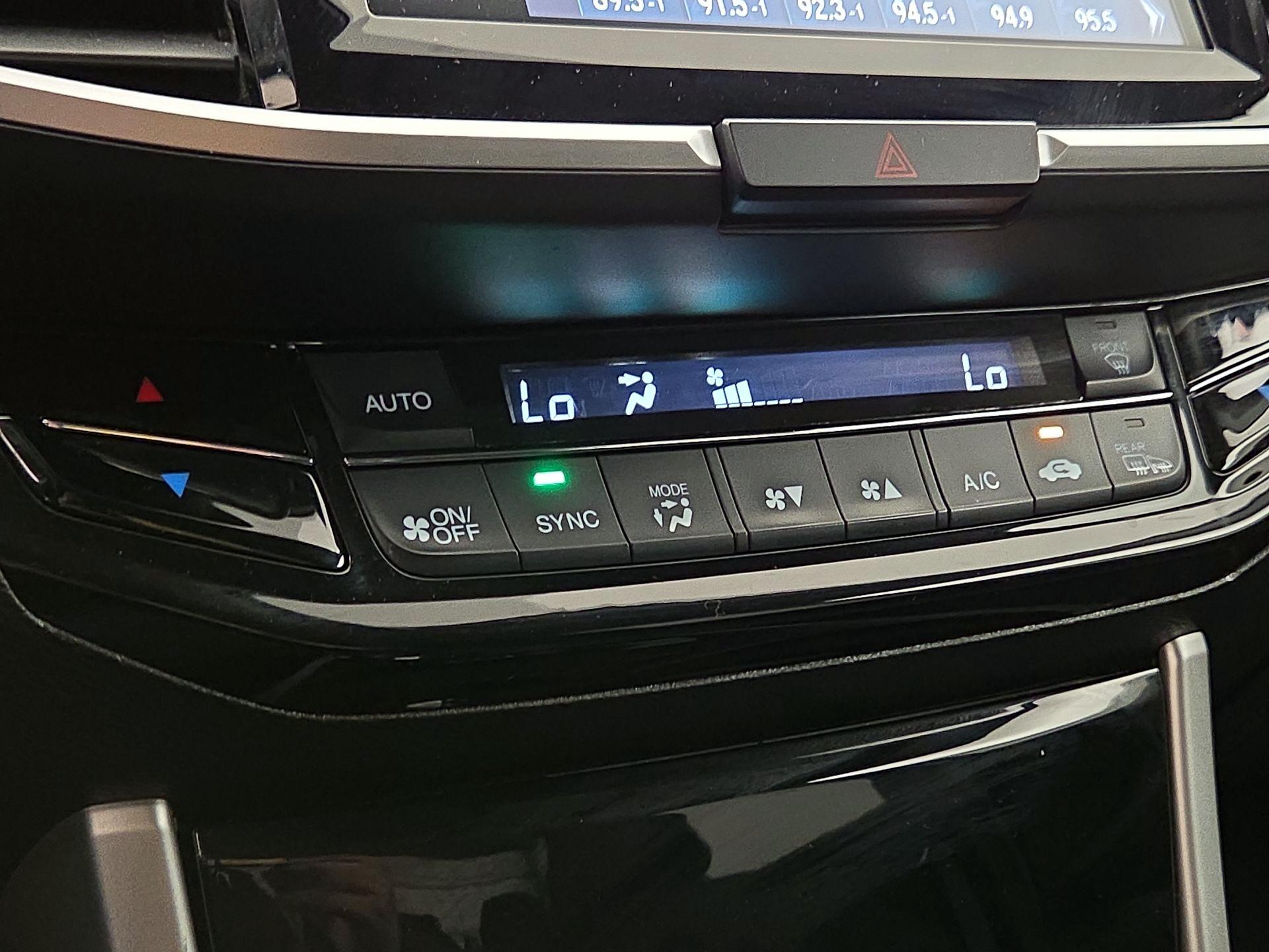 Thumbnail: 2016 Honda Accord - 16