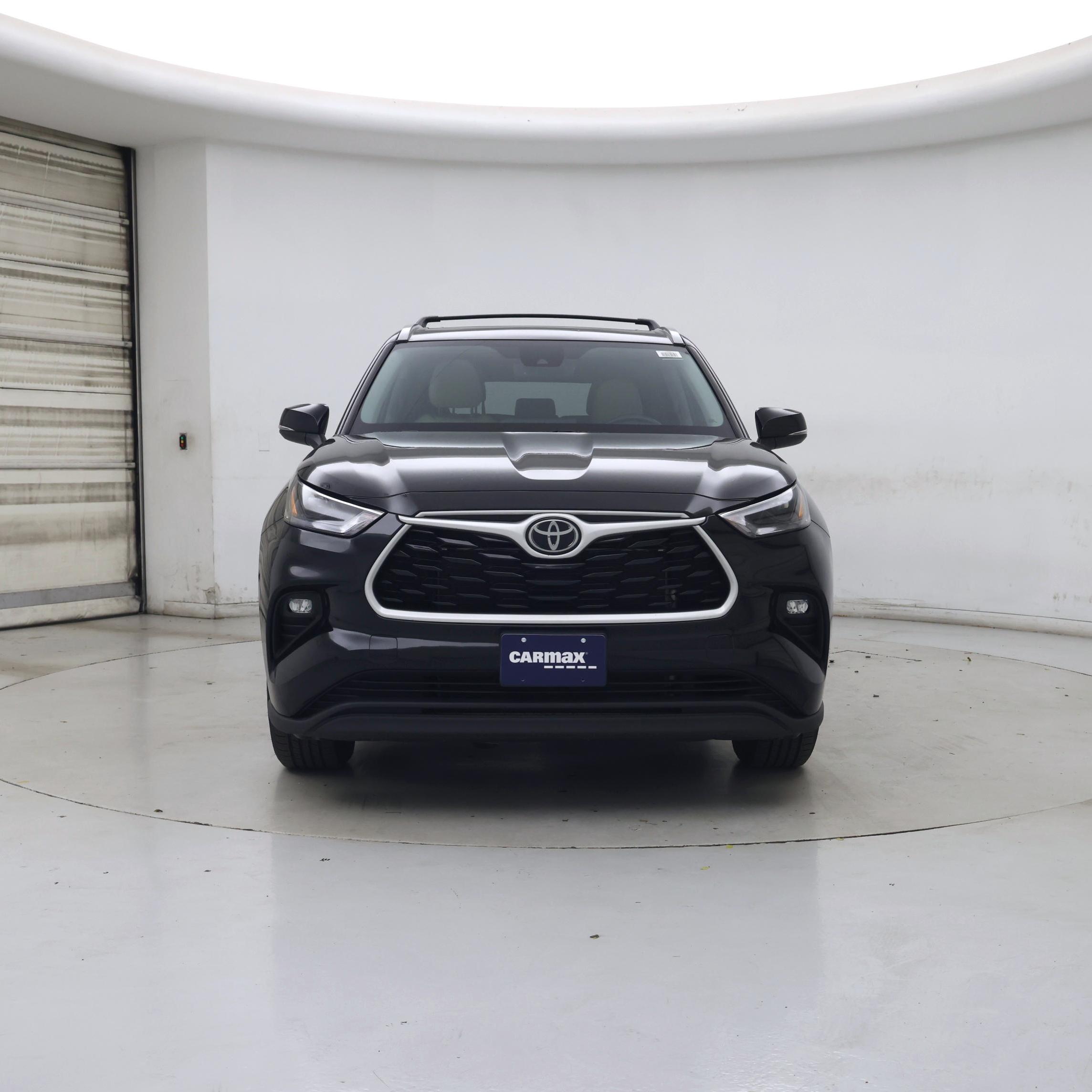 Thumbnail: 2022 Toyota Highlander - 5