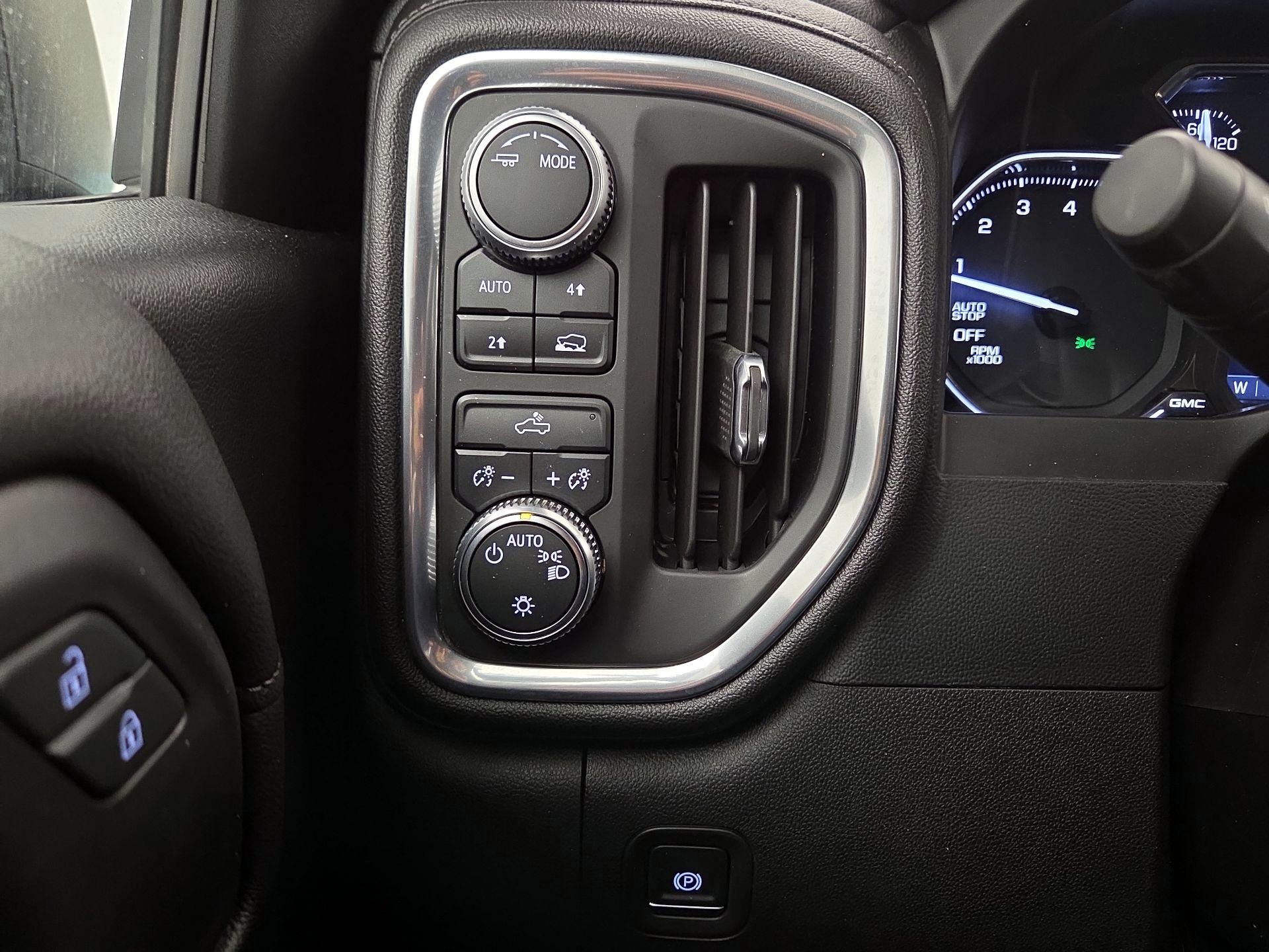 Thumbnail: 2020 GMC Sierra 1500 - 13