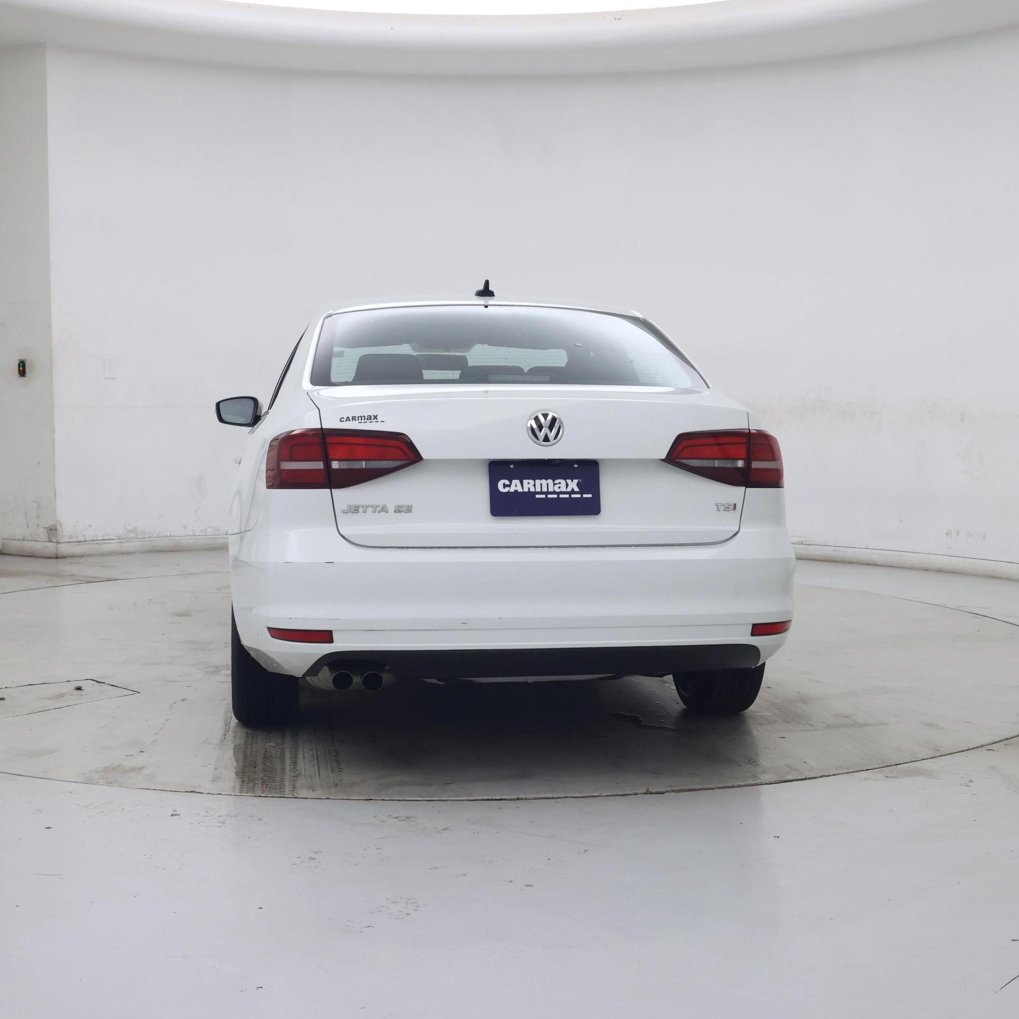 Thumbnail: 2017 Volkswagen Jetta - 6