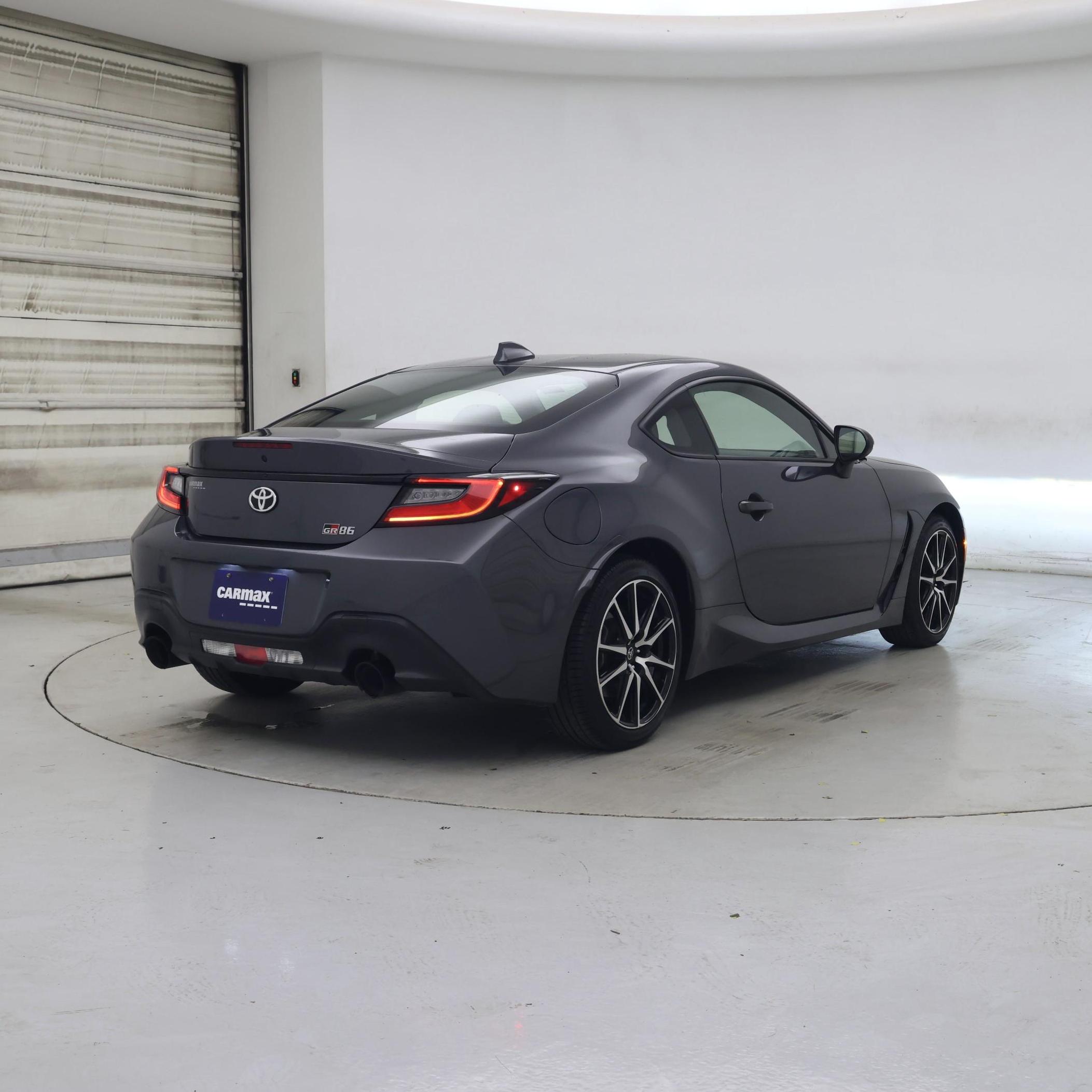 Thumbnail: 2023 Toyota GR86 - 8