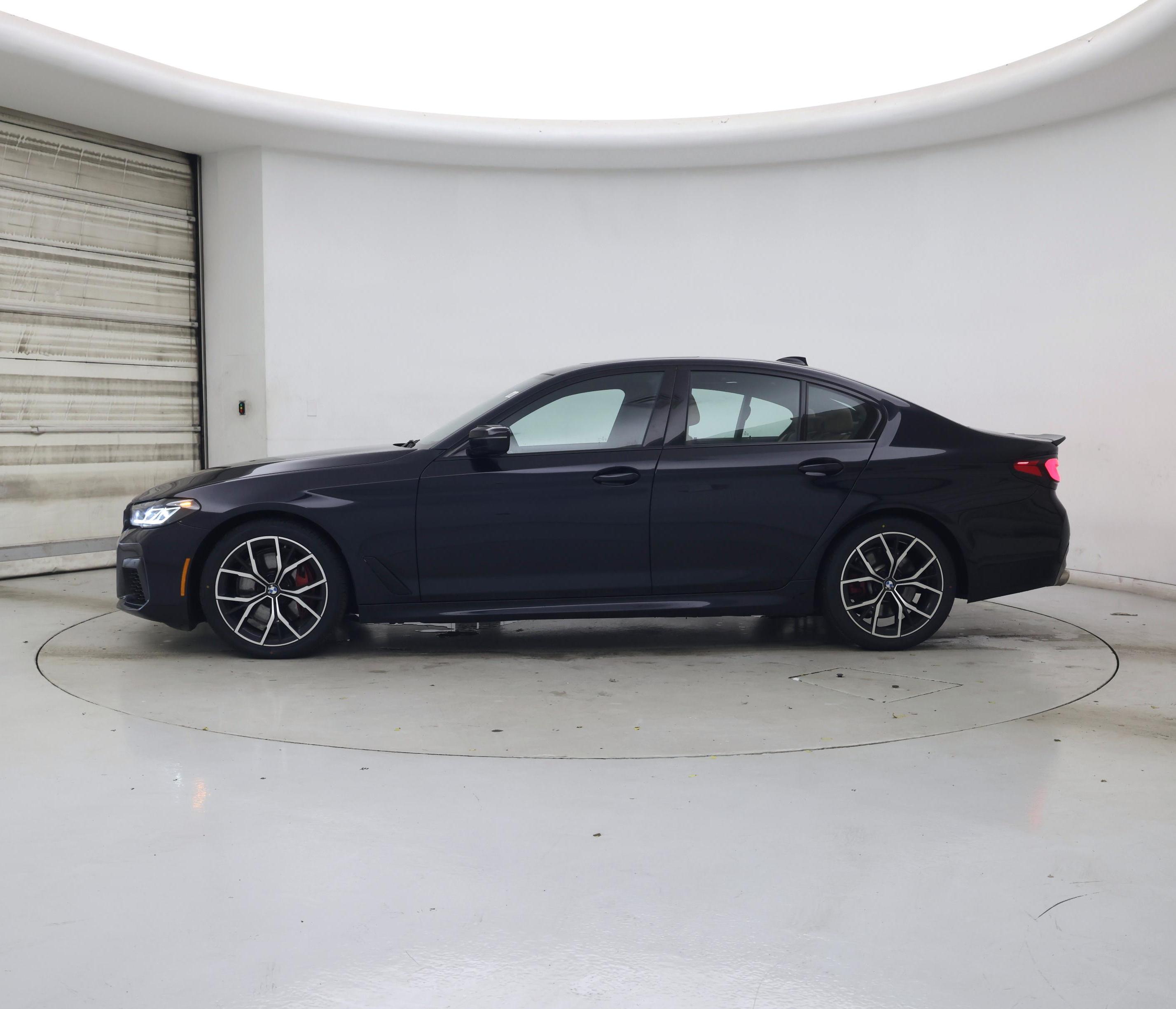 Thumbnail: 2021 BMW 5 Series - 3