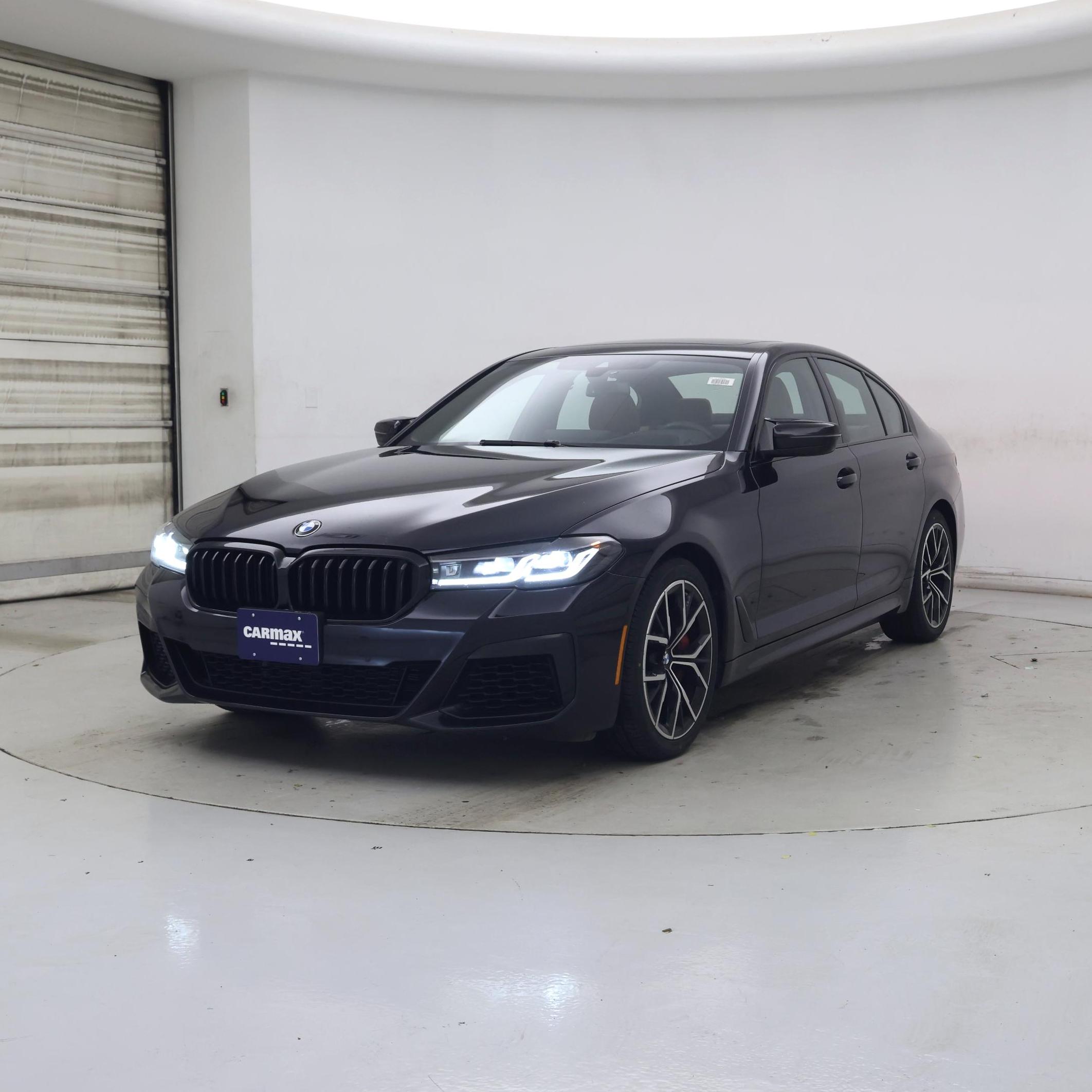 Thumbnail: 2021 BMW 5 Series - 4