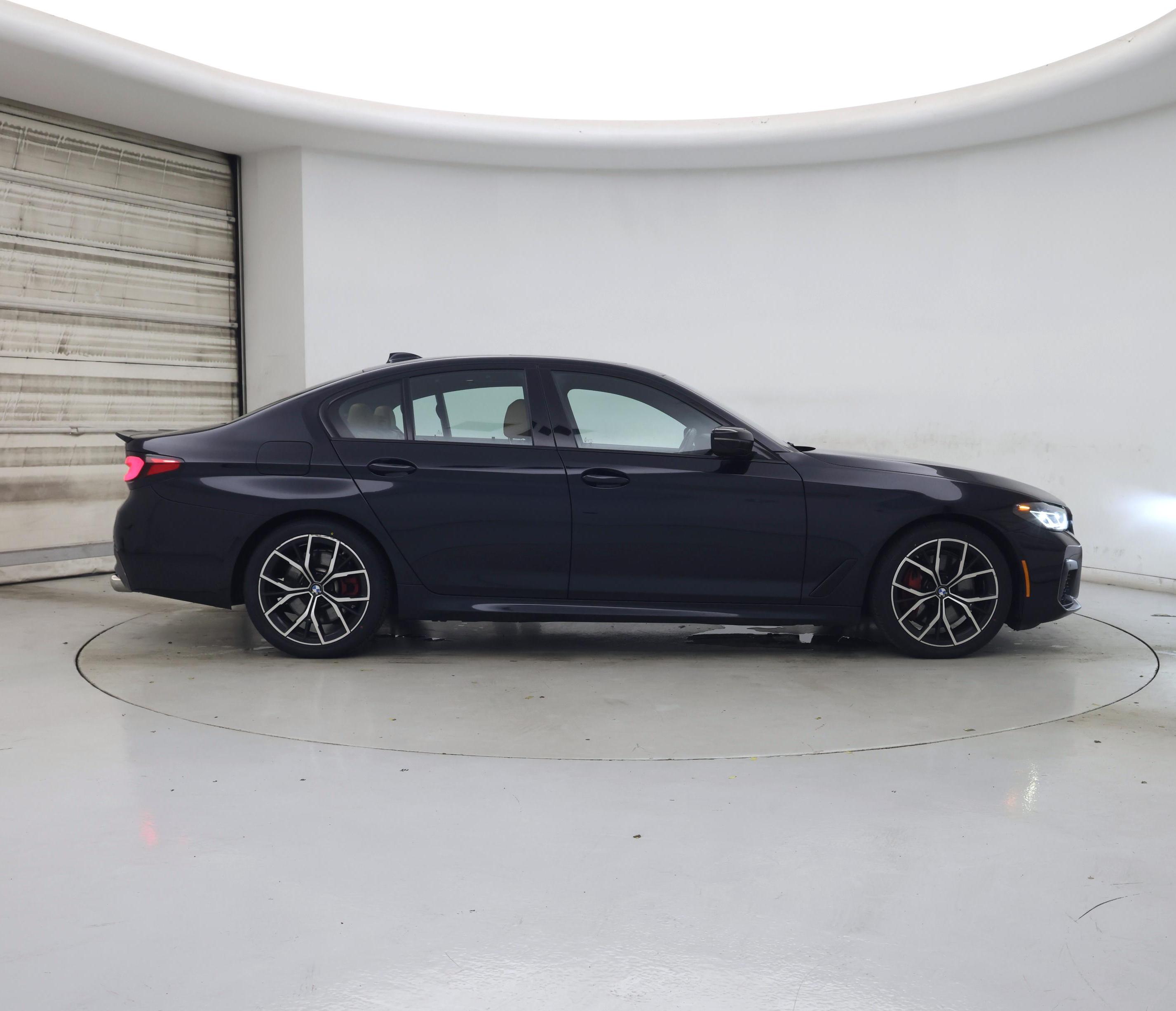 Thumbnail: 2021 BMW 5 Series - 7