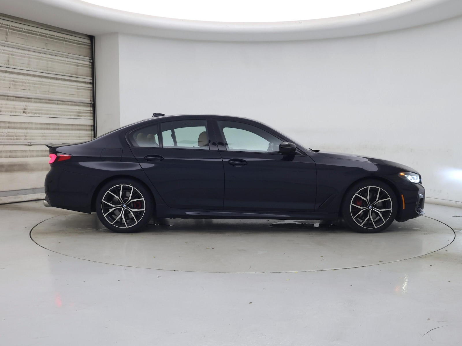 2021 BMW 5 Series 540i - Photo 8