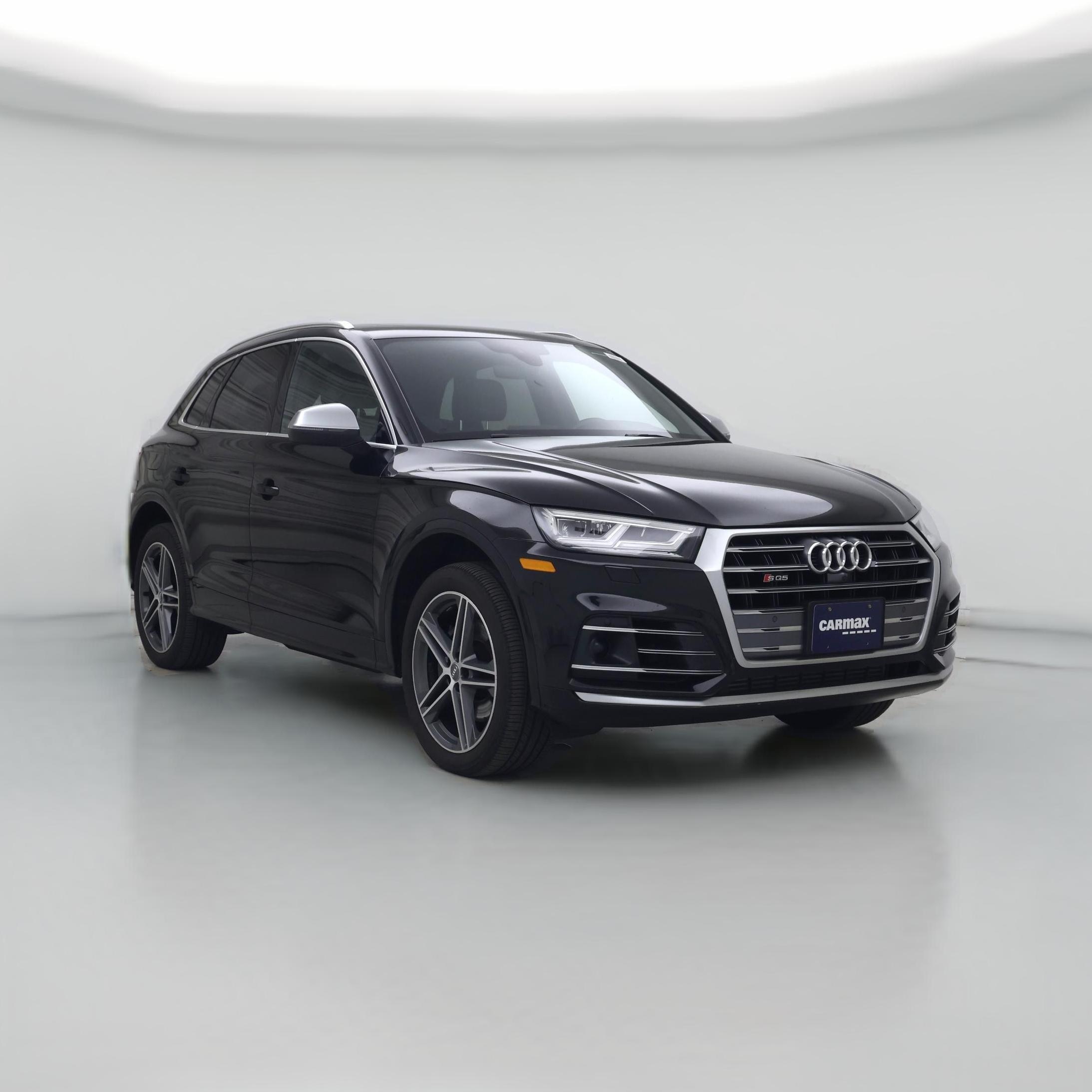 Thumbnail: 2019 Audi SQ5 - 1