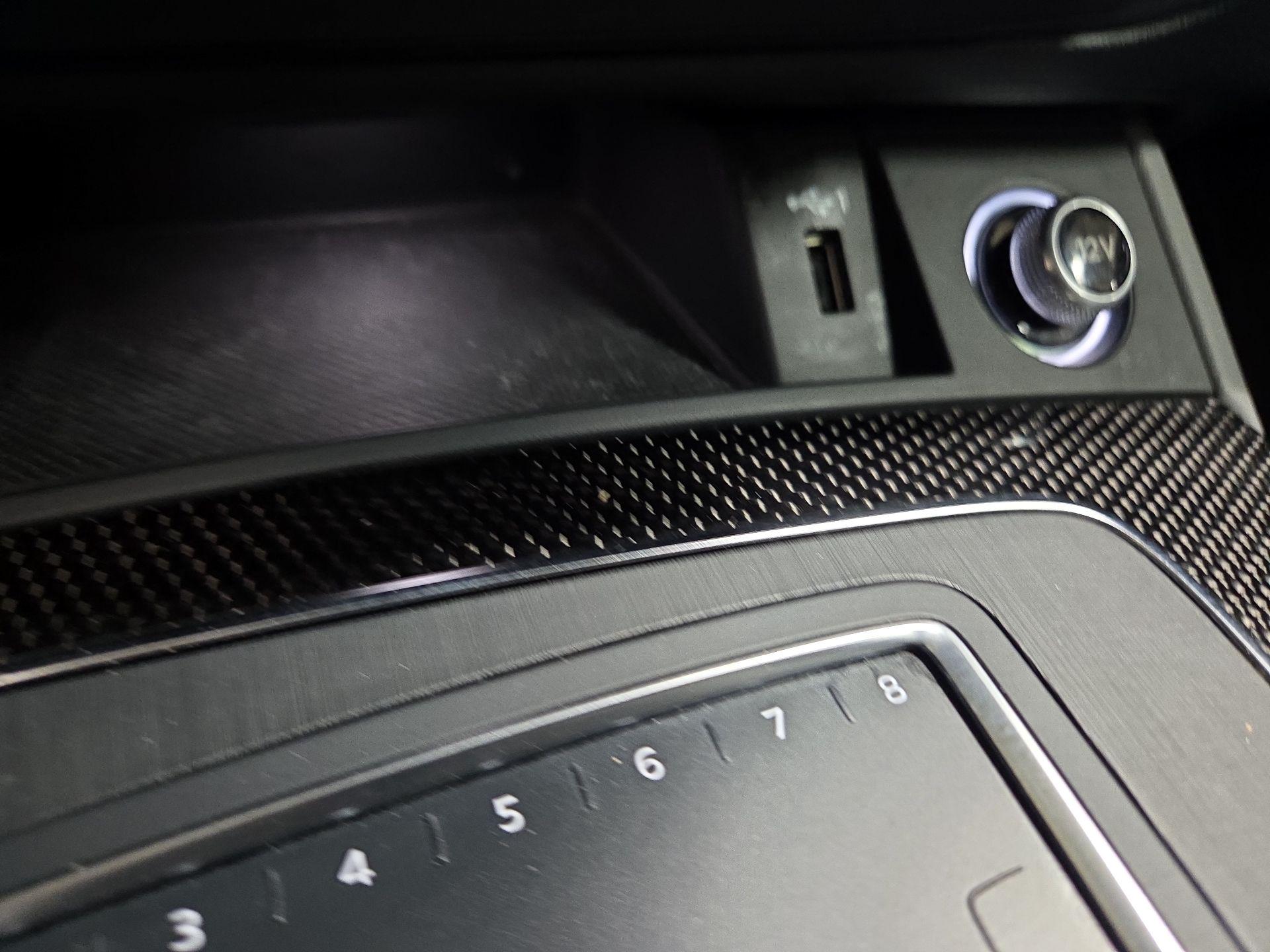 Thumbnail: 2019 Audi SQ5 - 19