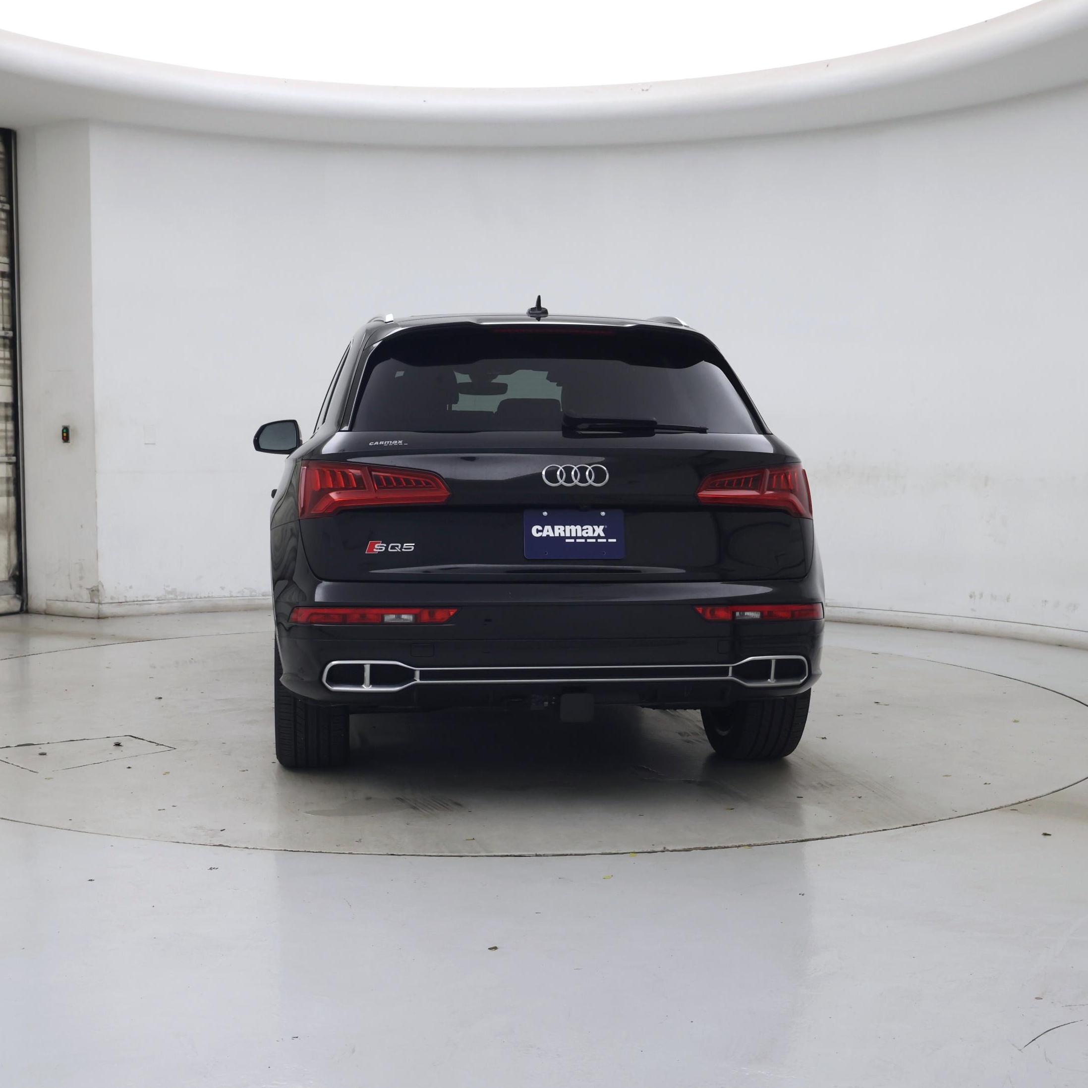 Thumbnail: 2019 Audi SQ5 - 6