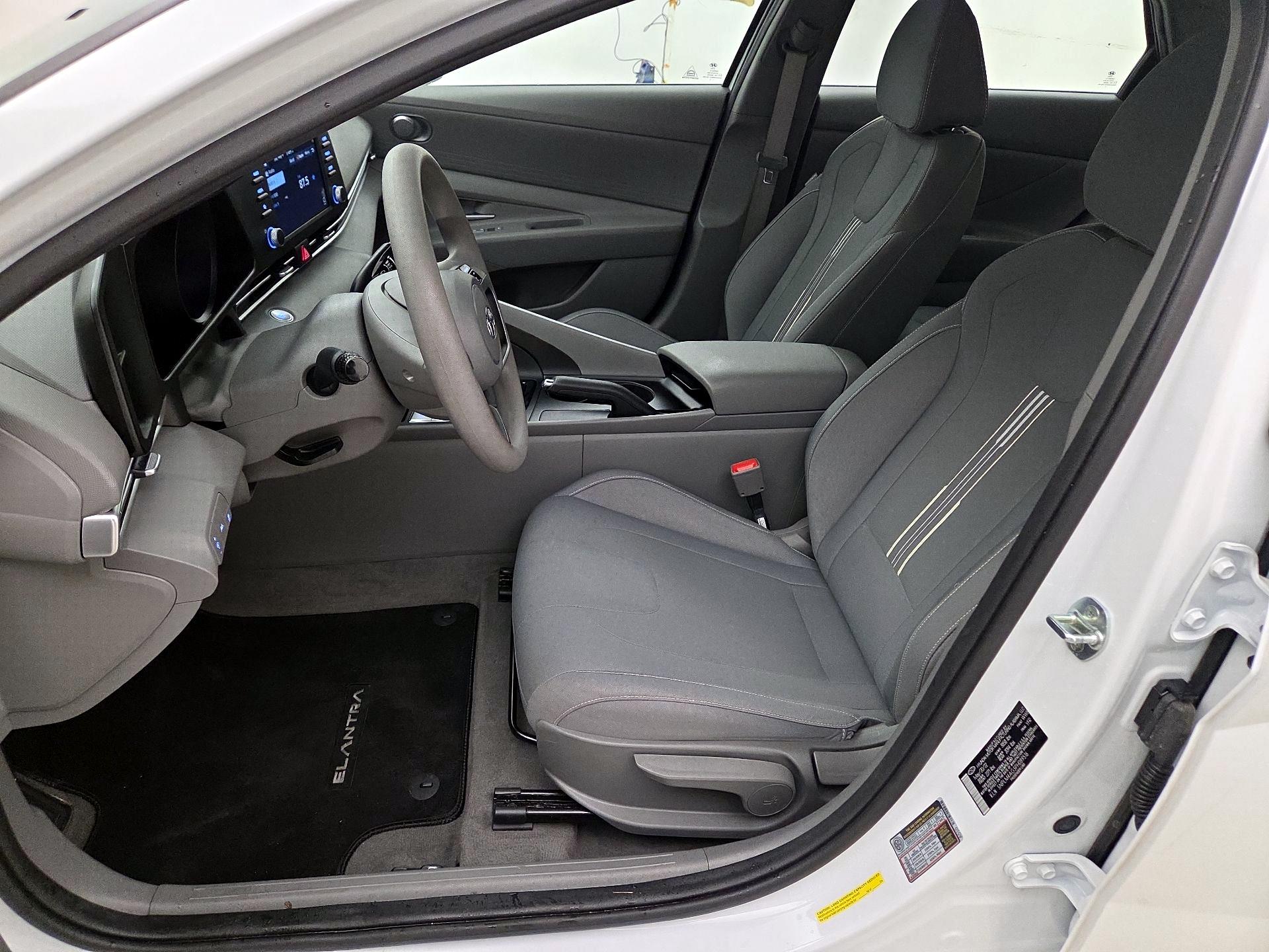 Thumbnail: 2023 Hyundai Elantra - 11