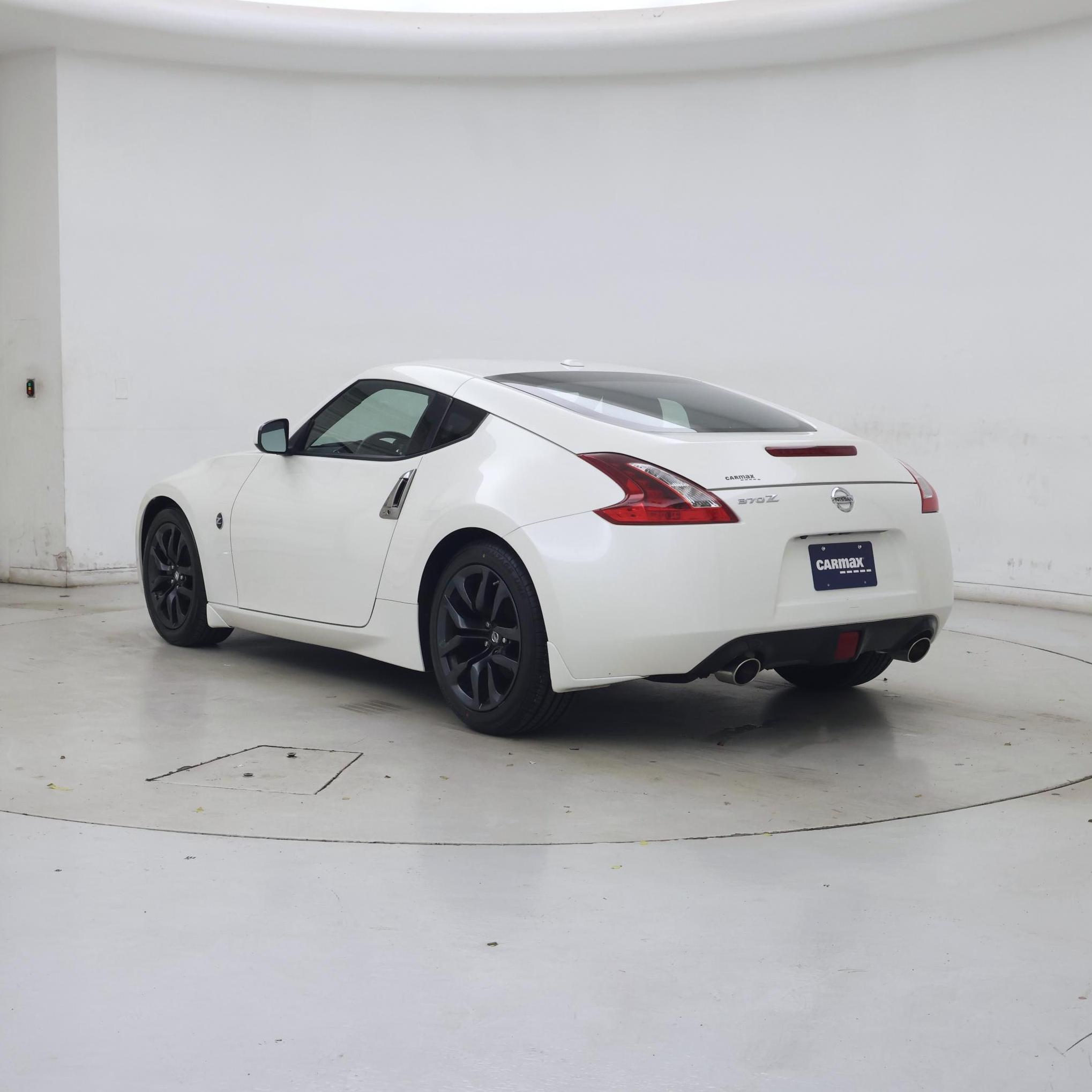 Thumbnail: 2018 Nissan Z - 2