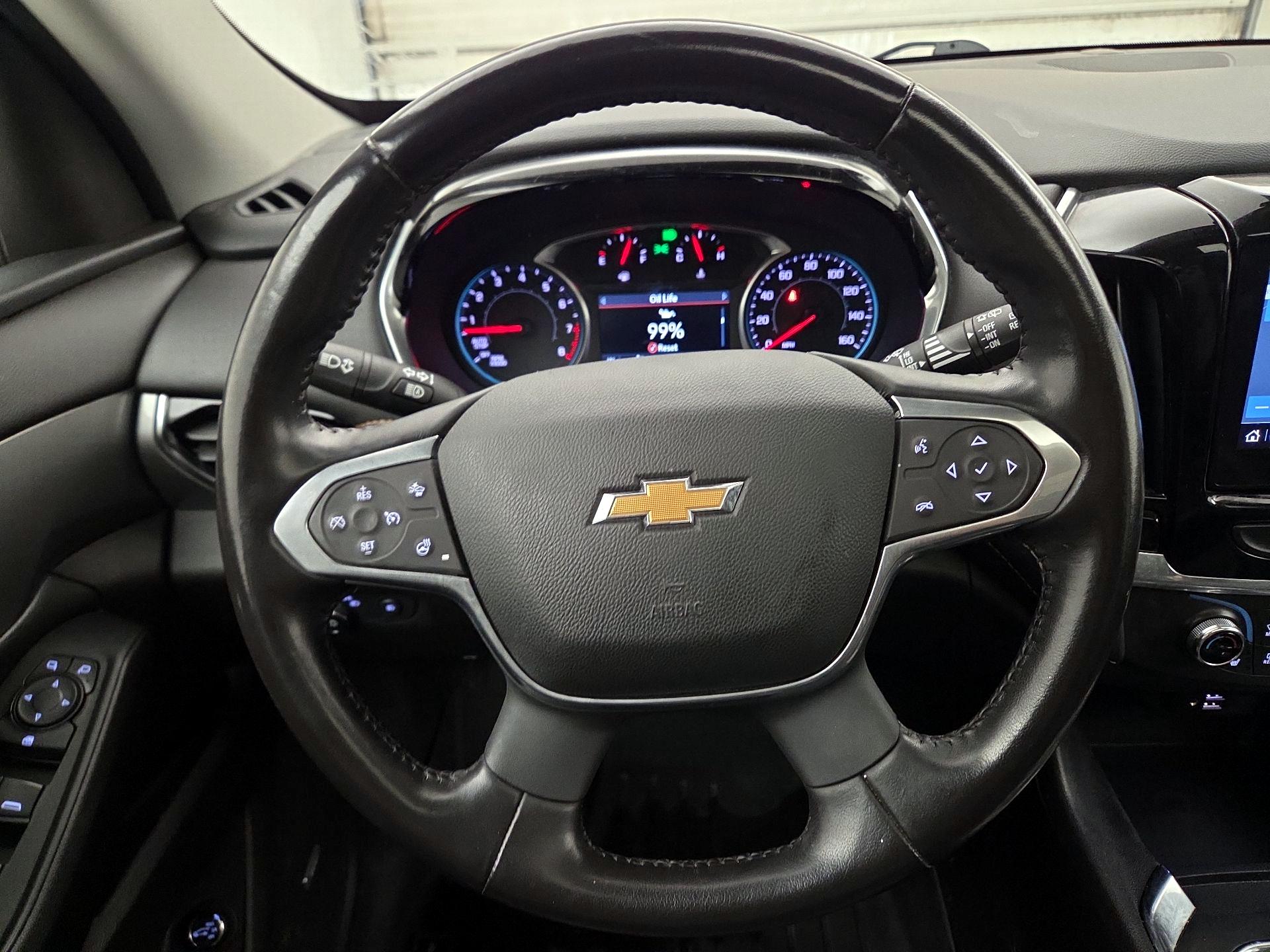 Thumbnail: 2021 Chevrolet Traverse - 10