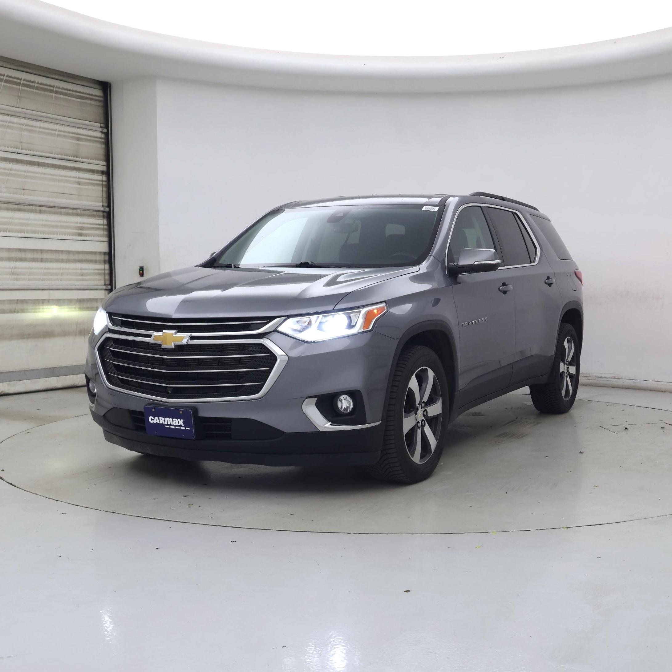 Thumbnail: 2021 Chevrolet Traverse - 4