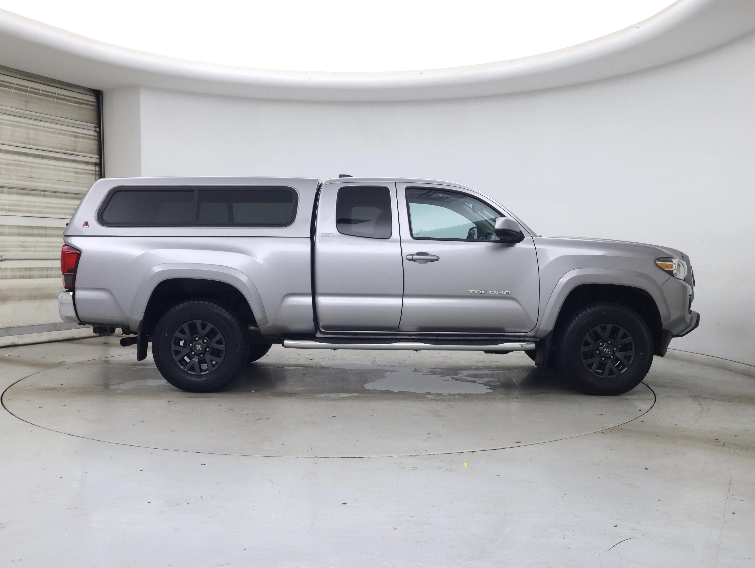 Thumbnail: 2020 Toyota Tacoma - 7