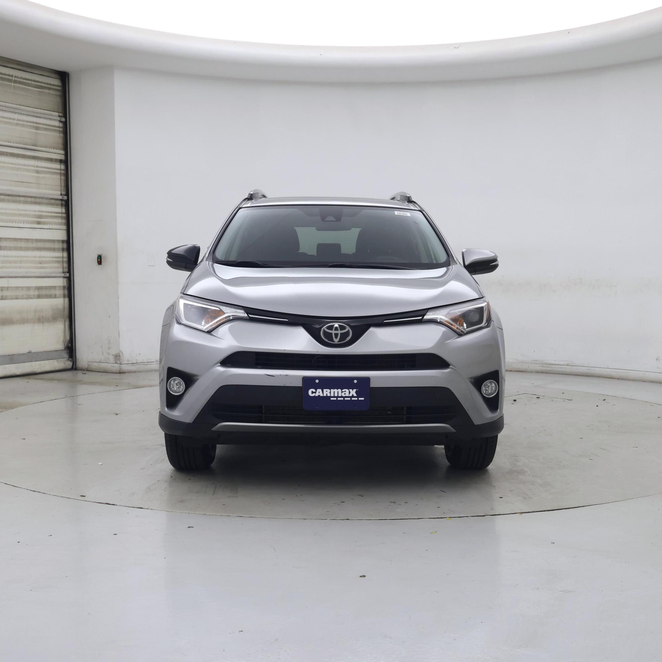 Thumbnail: 2018 Toyota RAV4 - 5