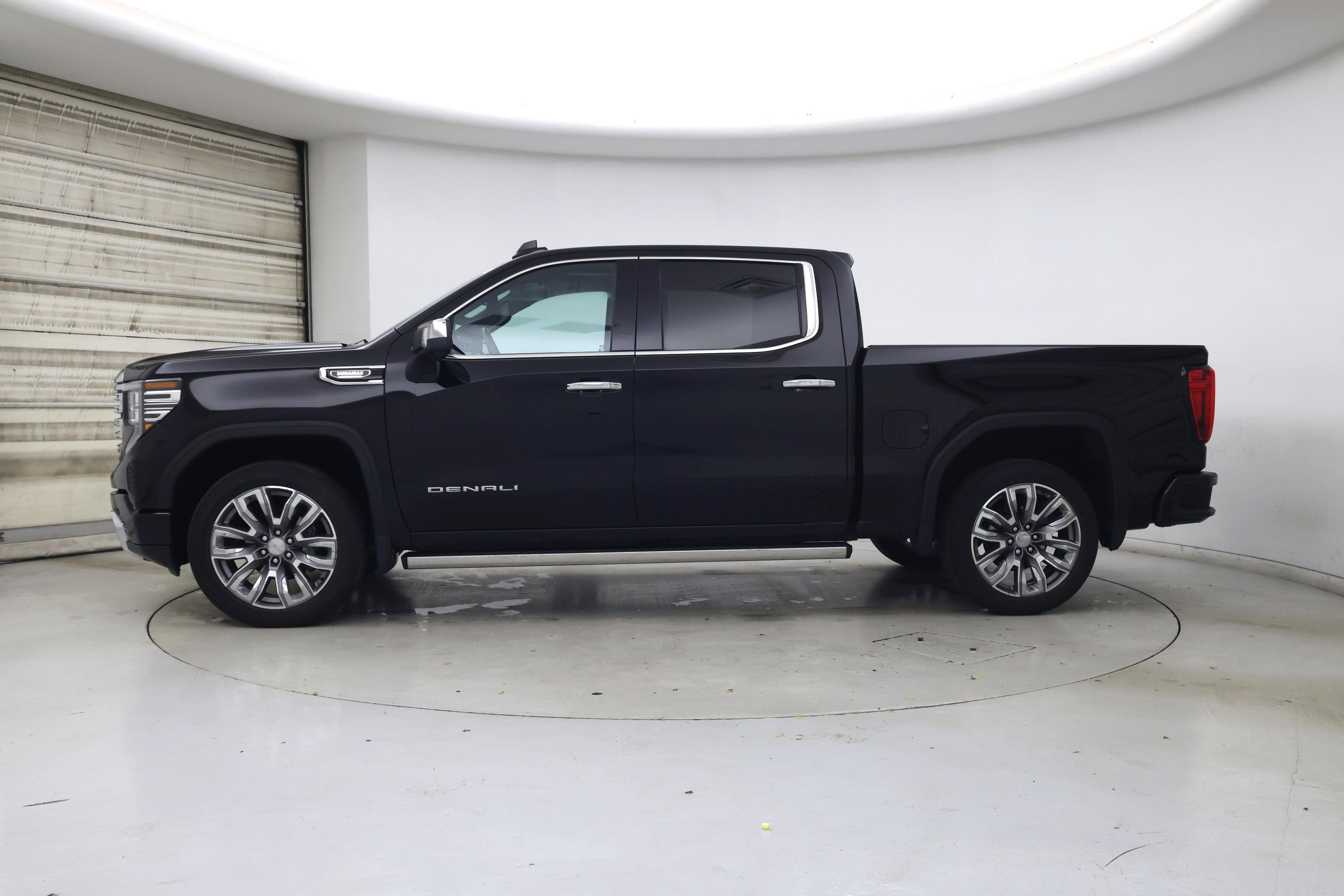 Thumbnail: 2023 GMC Sierra 1500 - 3