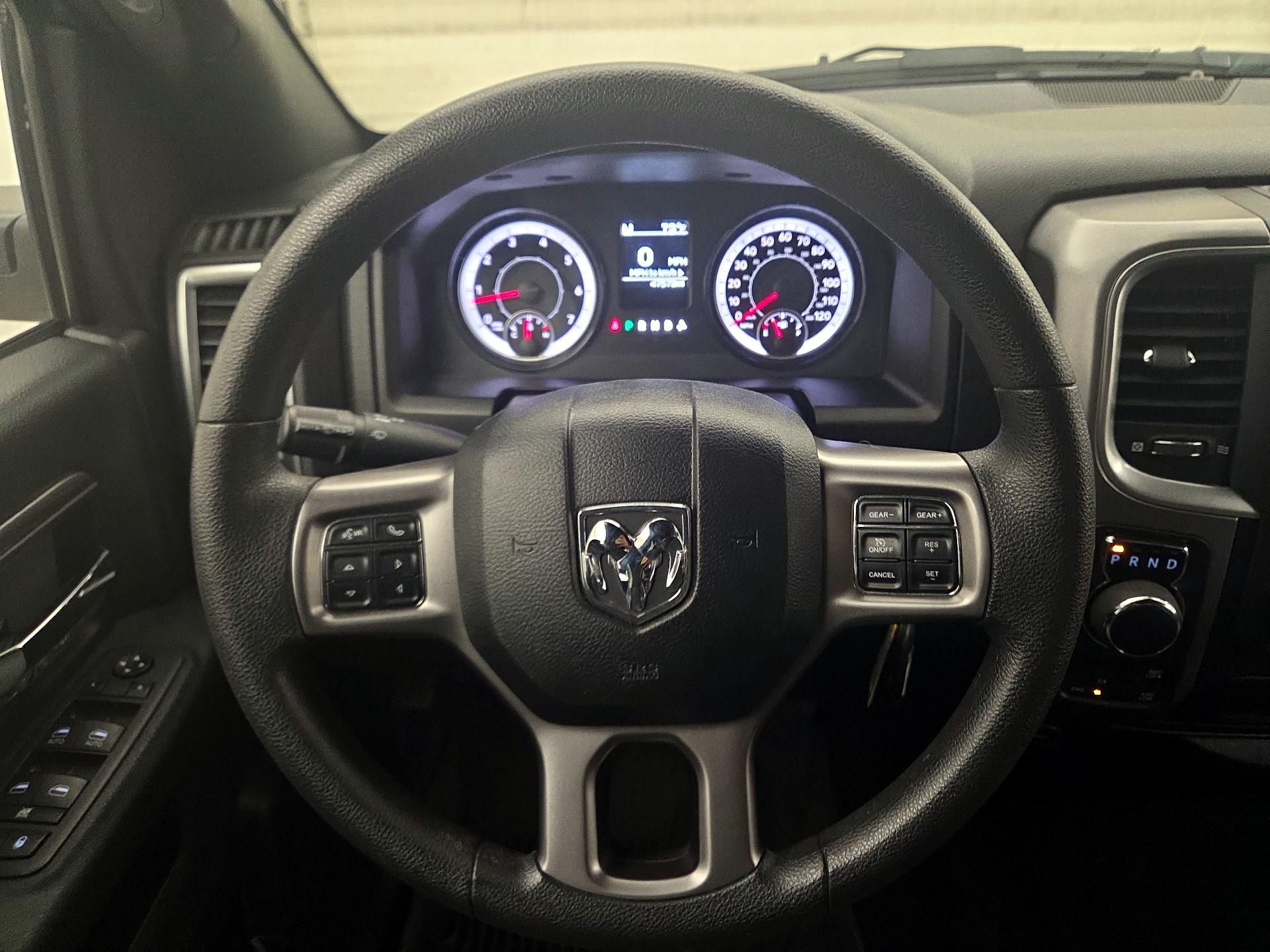 Thumbnail: 2024 RAM 1500 Classic - 10