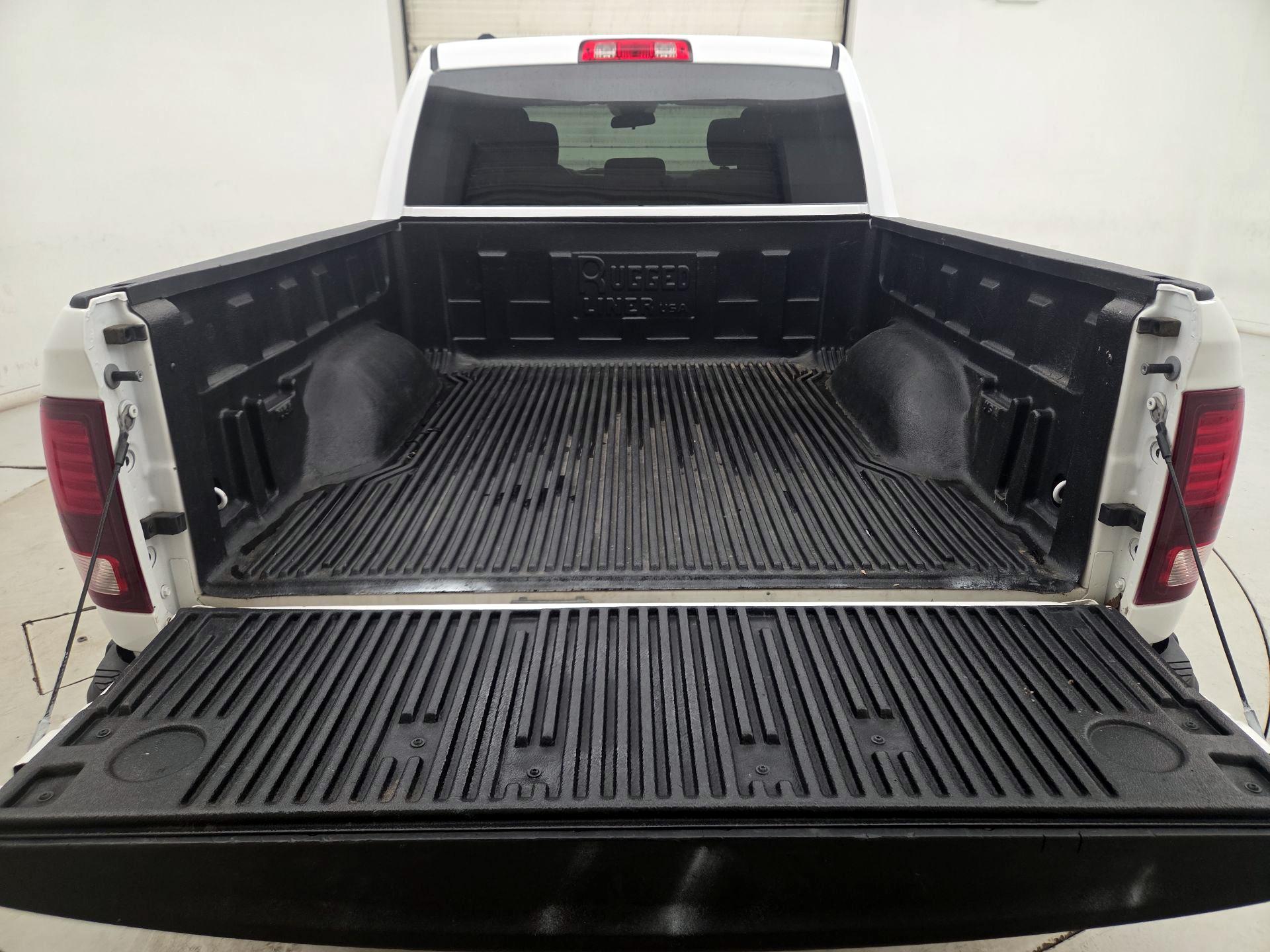 Thumbnail: 2024 RAM 1500 Classic - 20