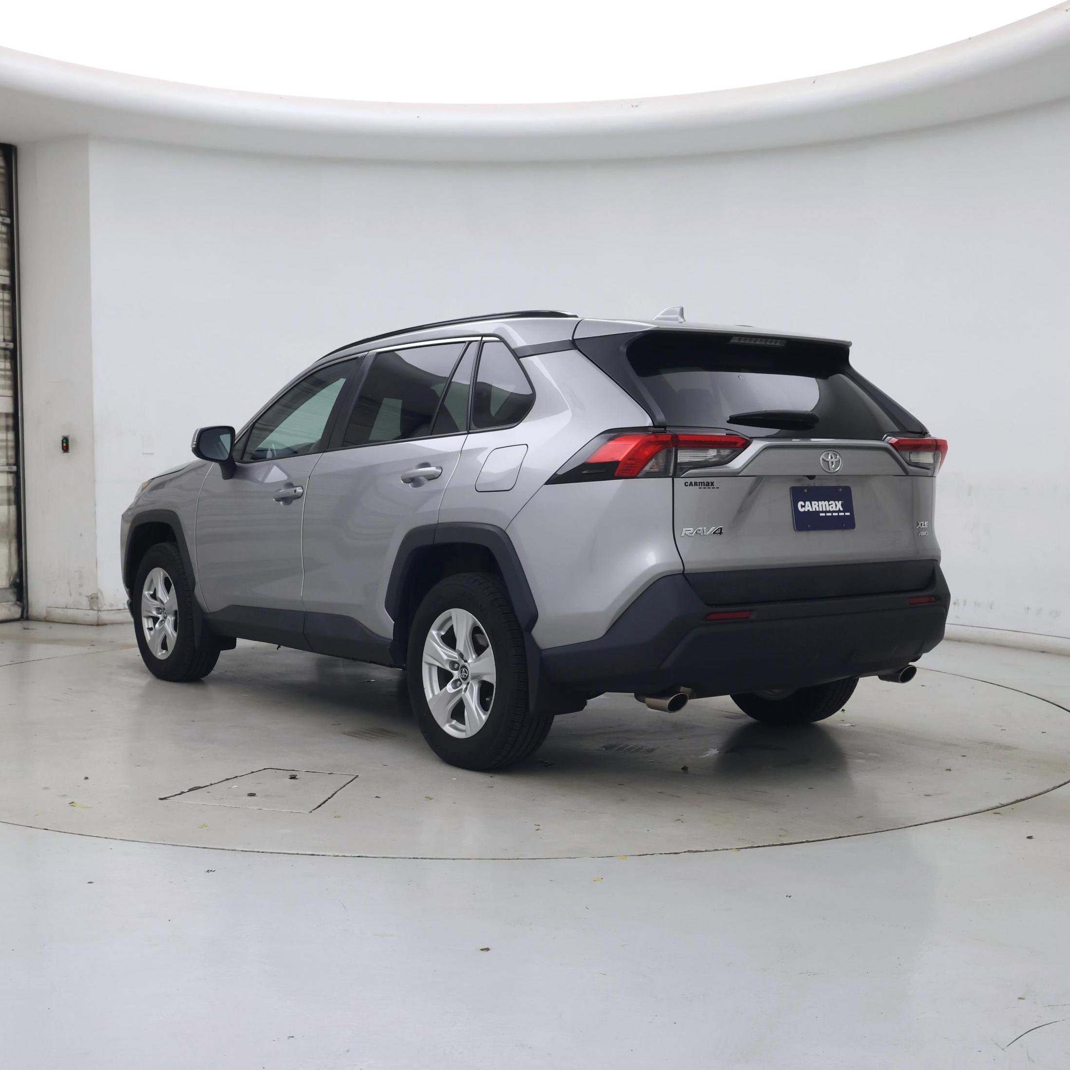 Thumbnail: 2020 Toyota RAV4 - 2