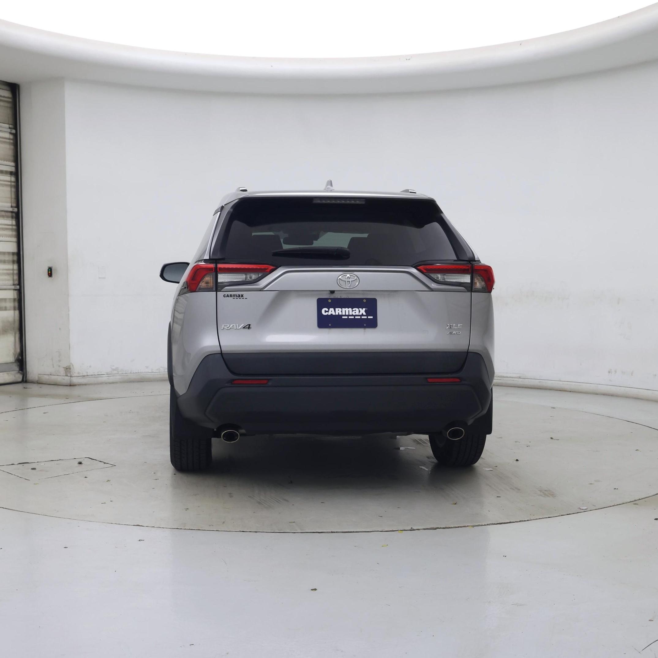 Thumbnail: 2020 Toyota RAV4 - 6