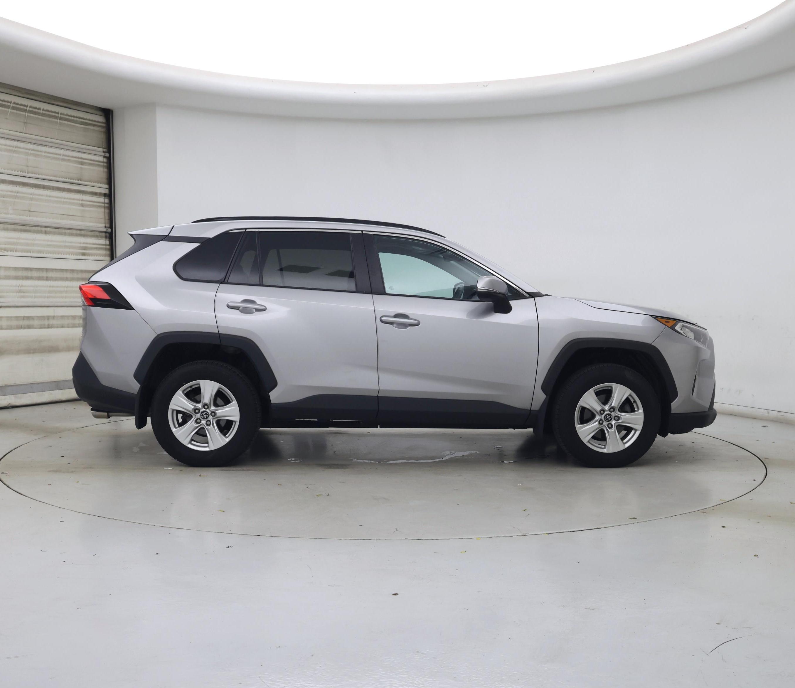 Thumbnail: 2020 Toyota RAV4 - 7