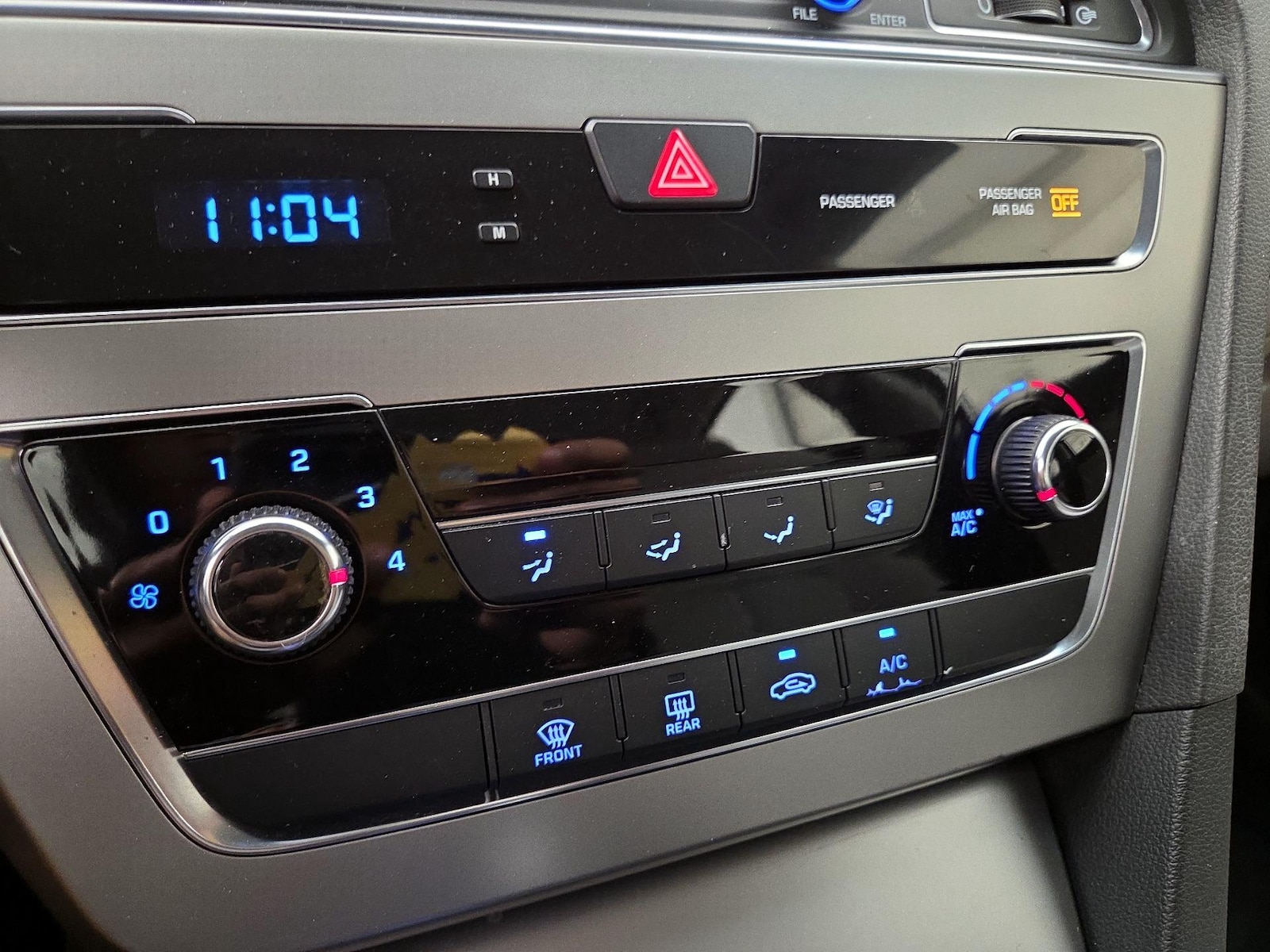 2015 Hyundai Sonata SE - Photo 17