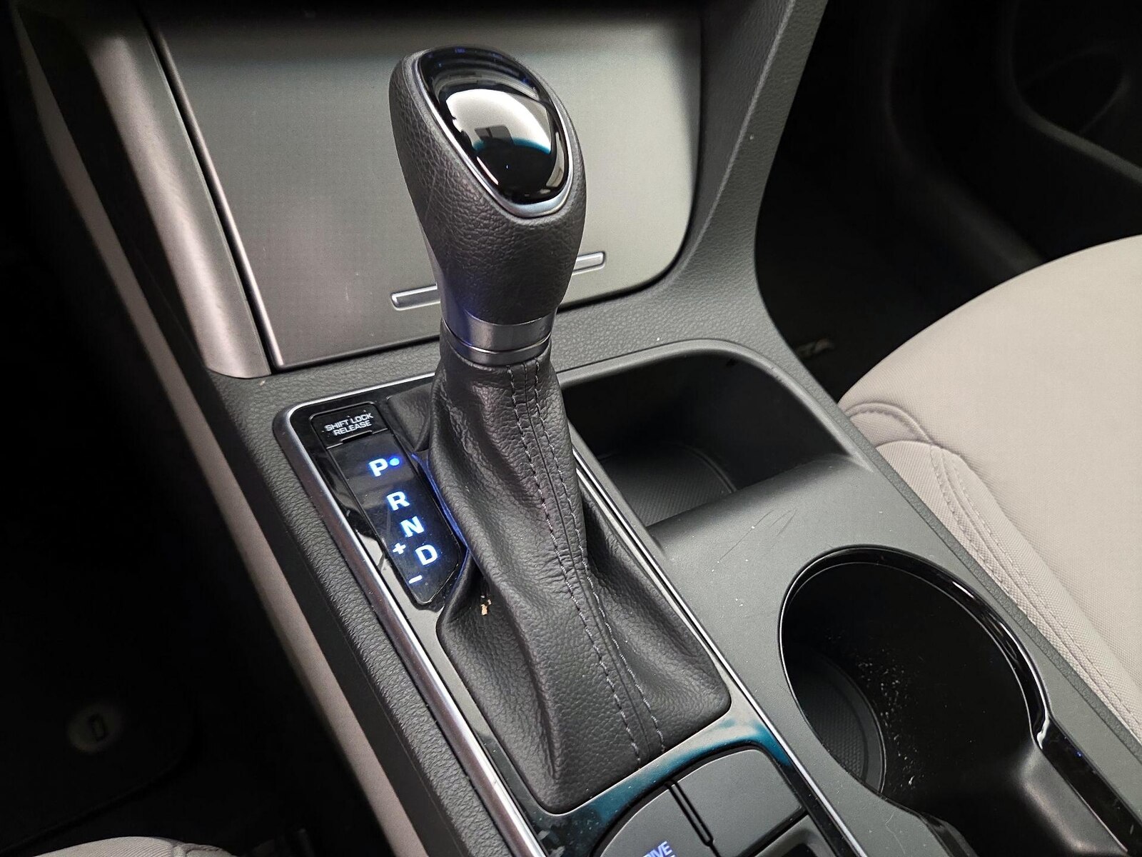 2015 Hyundai Sonata SE - Photo 18