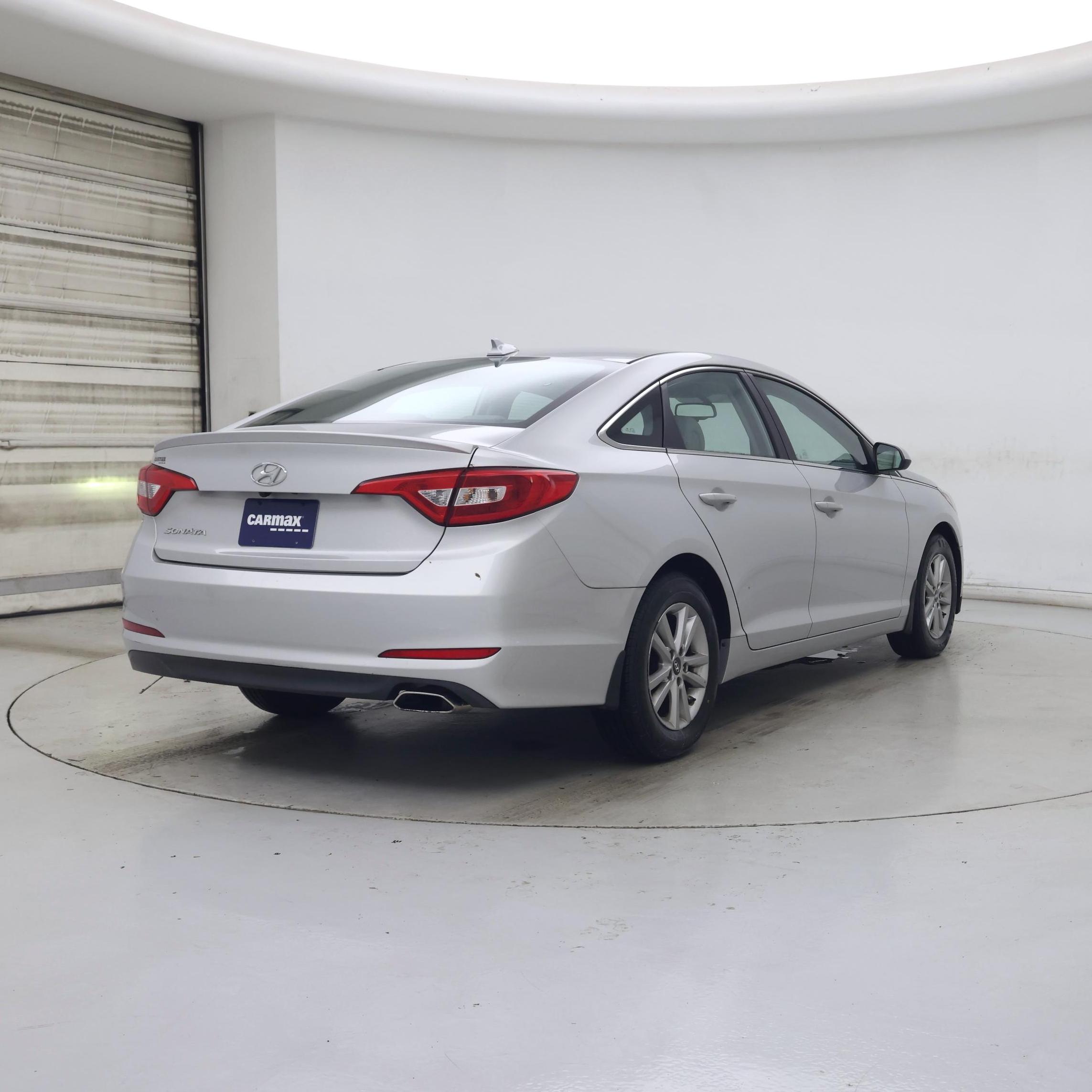 Thumbnail: 2015 Hyundai Sonata - 8