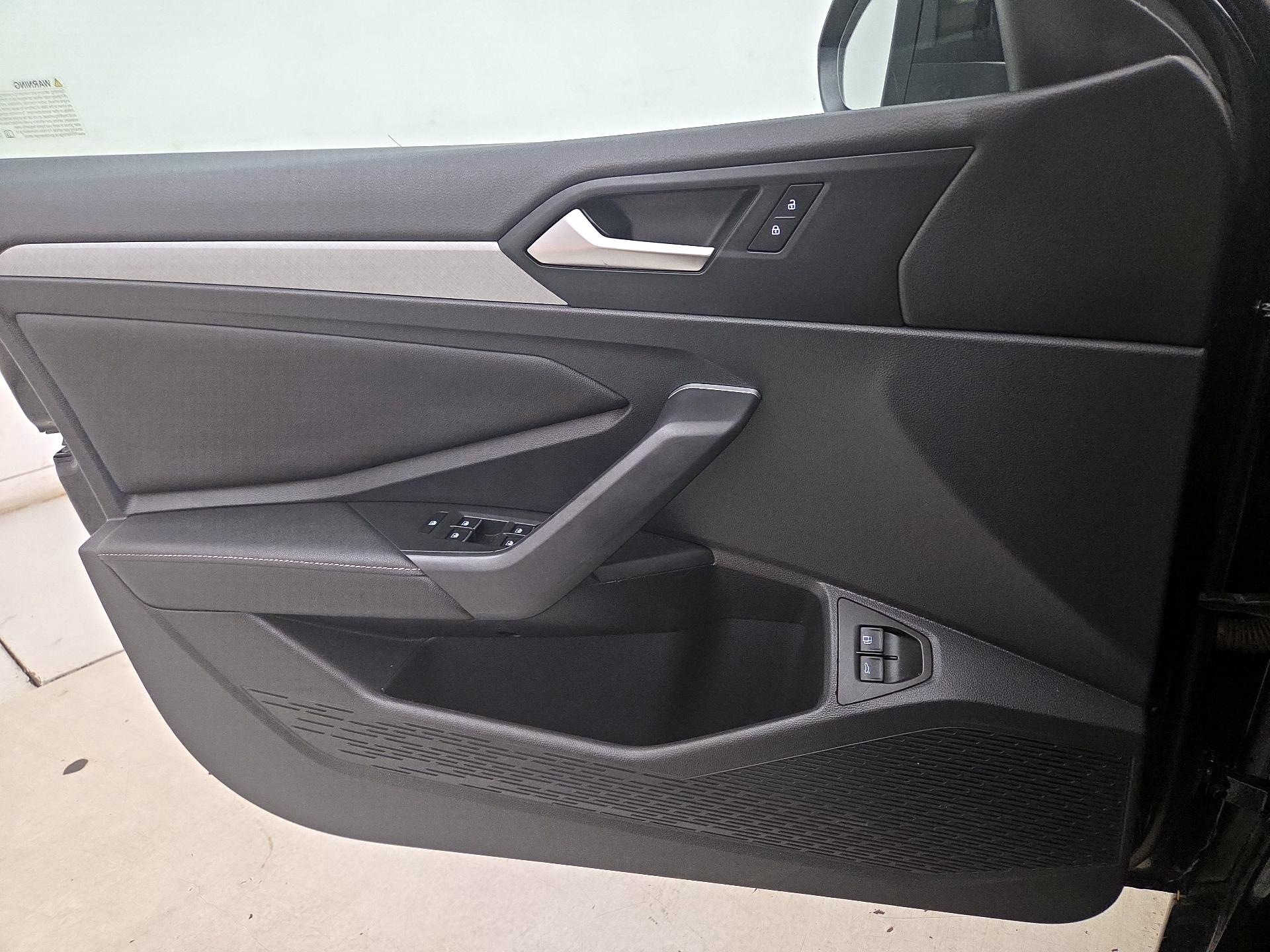 Thumbnail: 2022 Volkswagen Jetta - 12