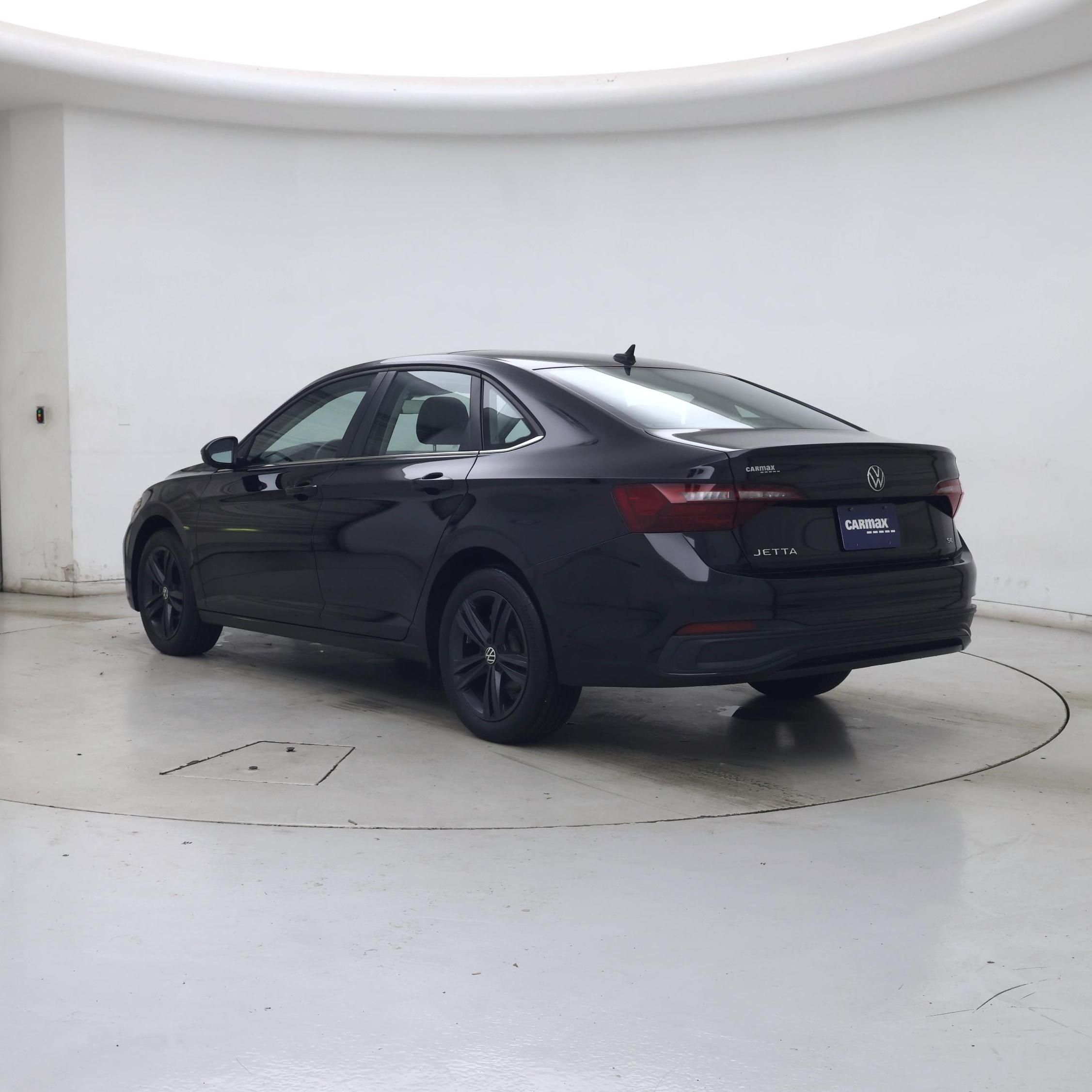 Thumbnail: 2022 Volkswagen Jetta - 2
