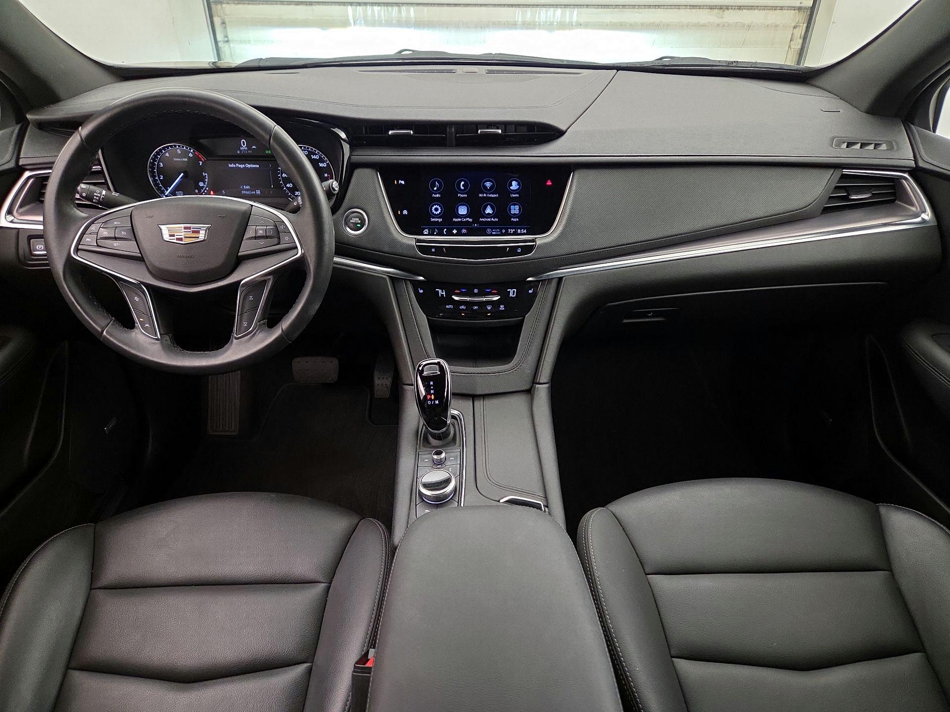 Thumbnail: 2023 Cadillac XT5 - 9