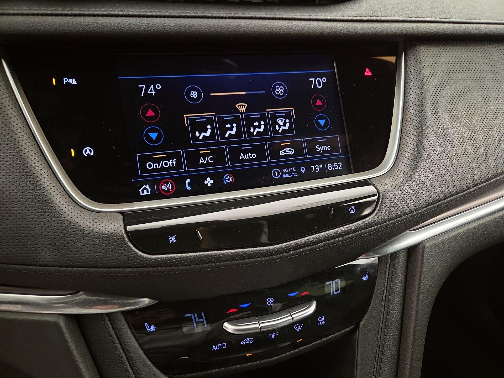 Thumbnail: 2023 Cadillac XT5 - 16