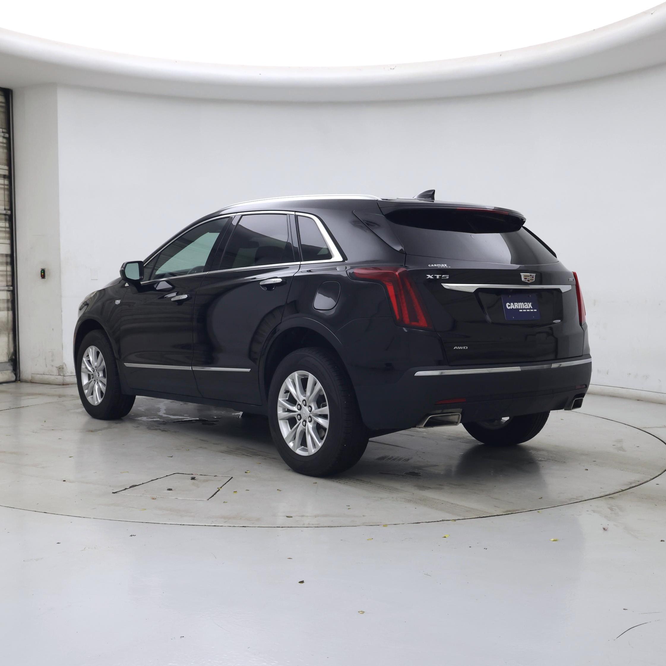 Thumbnail: 2023 Cadillac XT5 - 2
