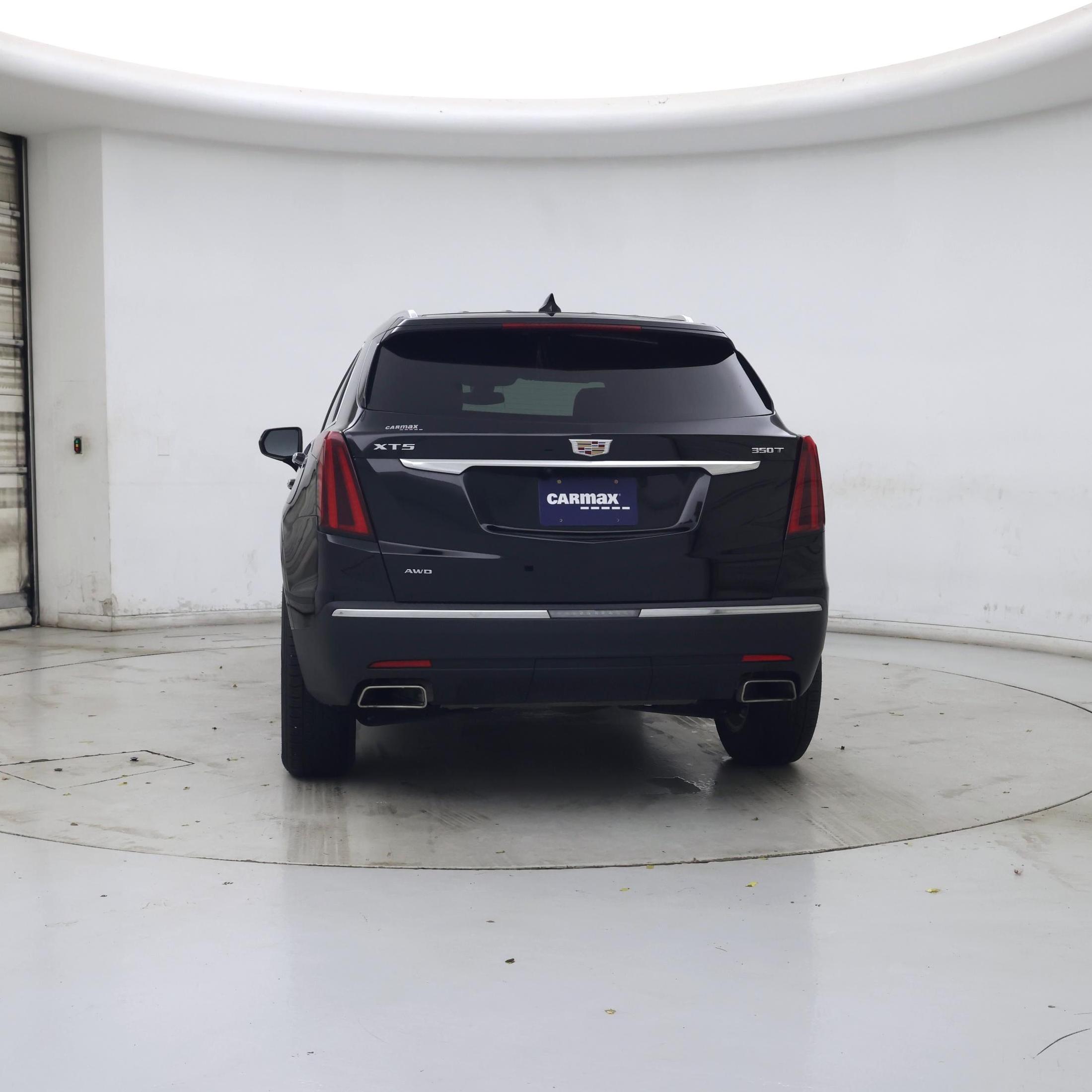 Thumbnail: 2023 Cadillac XT5 - 6
