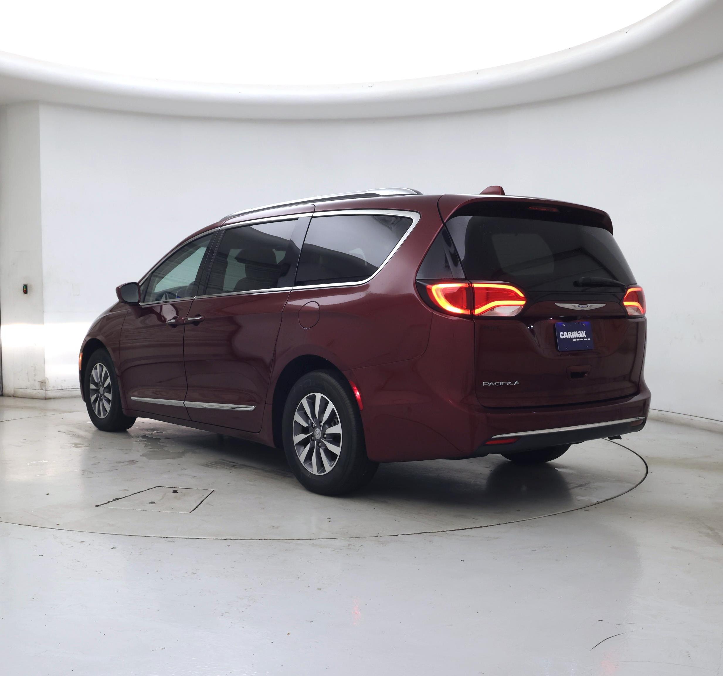 Thumbnail: 2020 Chrysler Pacifica - 2
