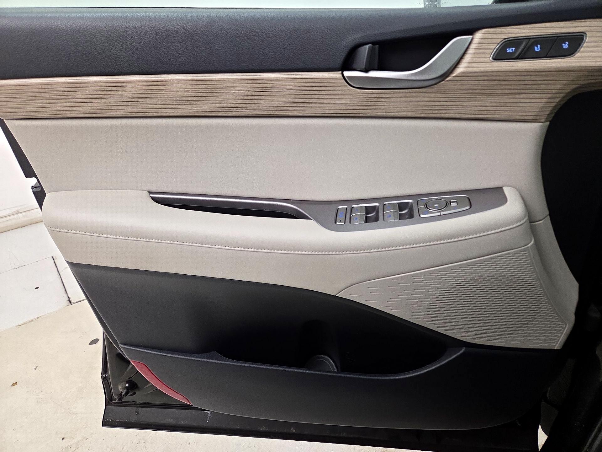 Thumbnail: 2021 Hyundai Palisade - 12