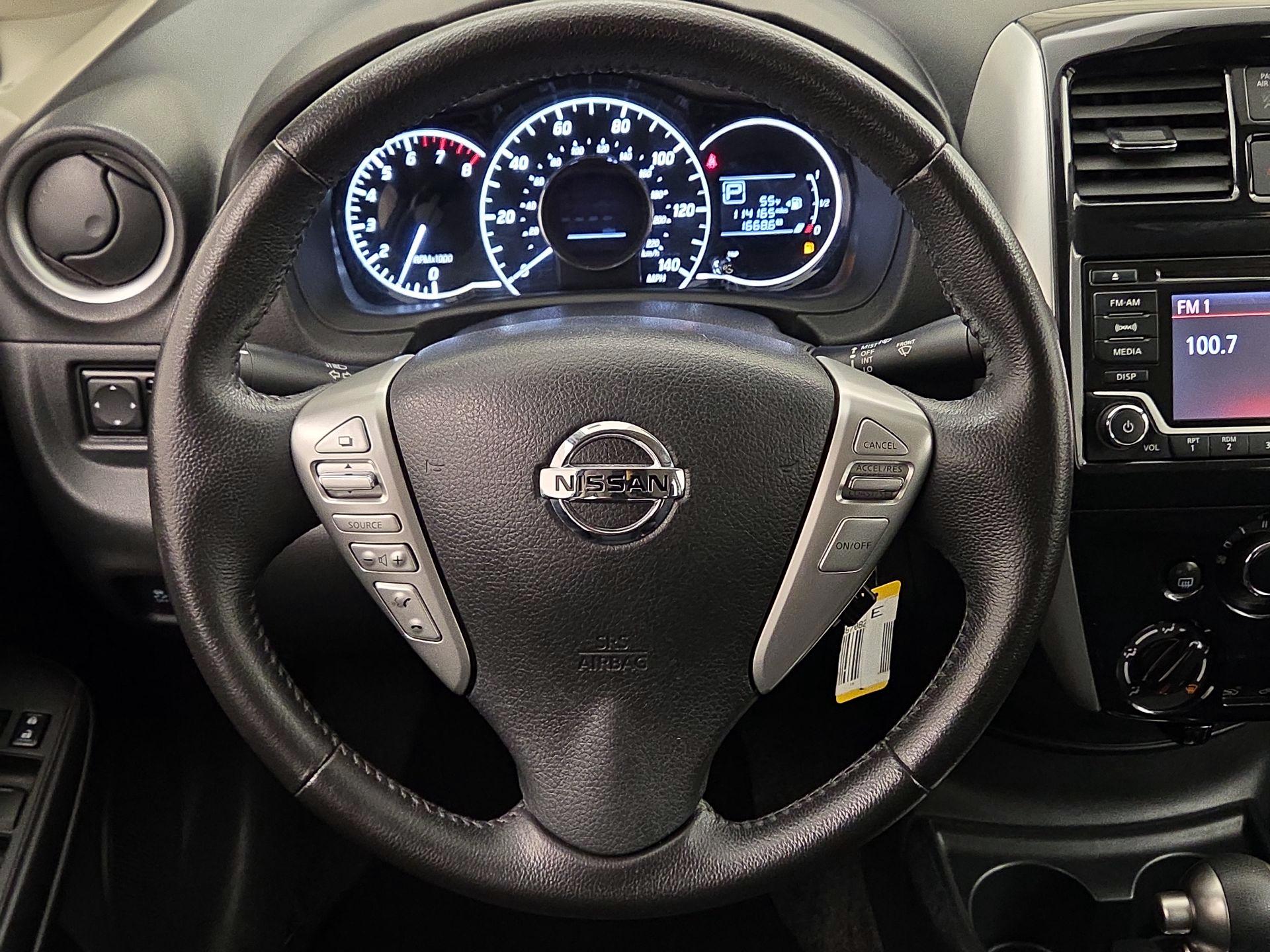 Thumbnail: 2016 Nissan Versa Note - 10