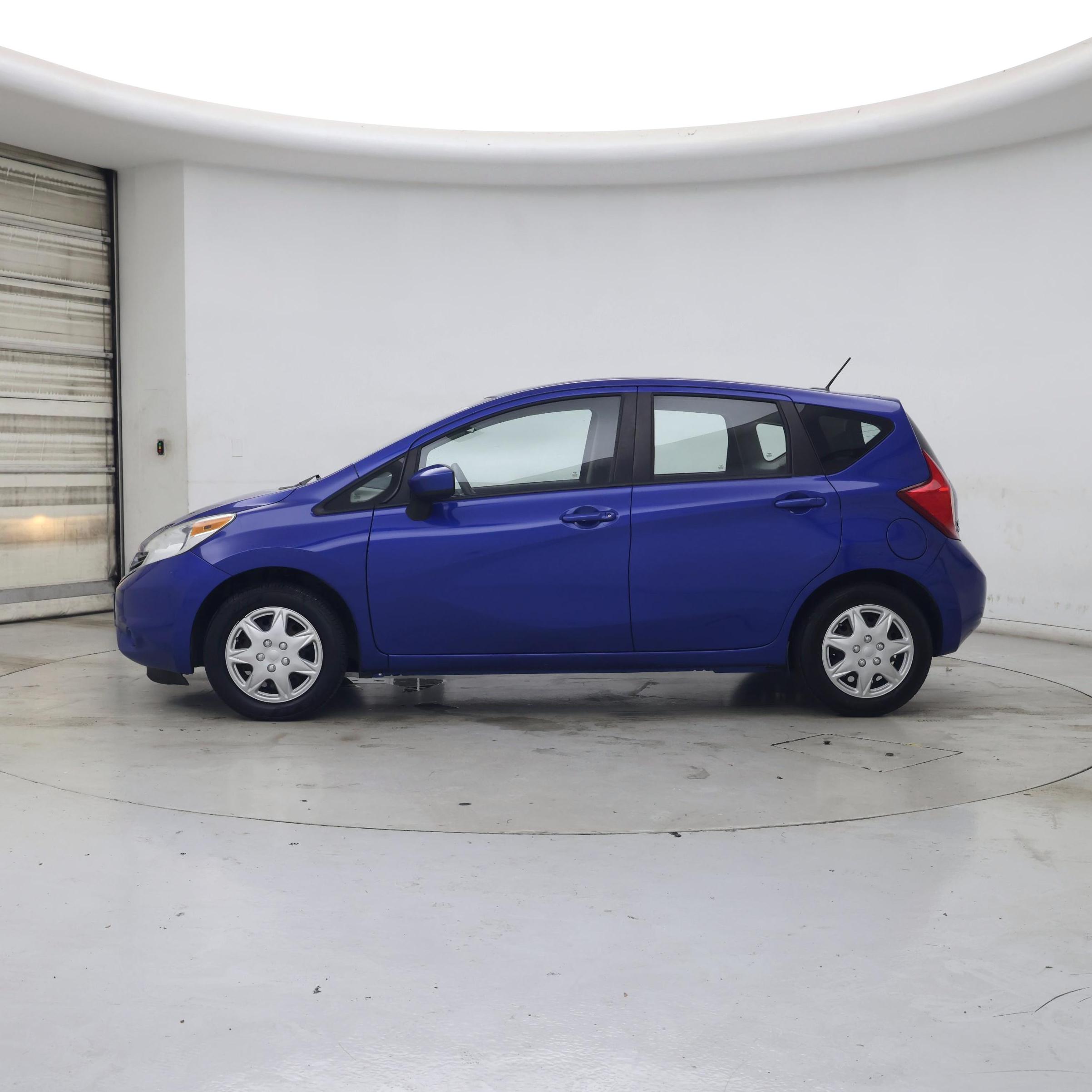 Thumbnail: 2016 Nissan Versa Note - 3