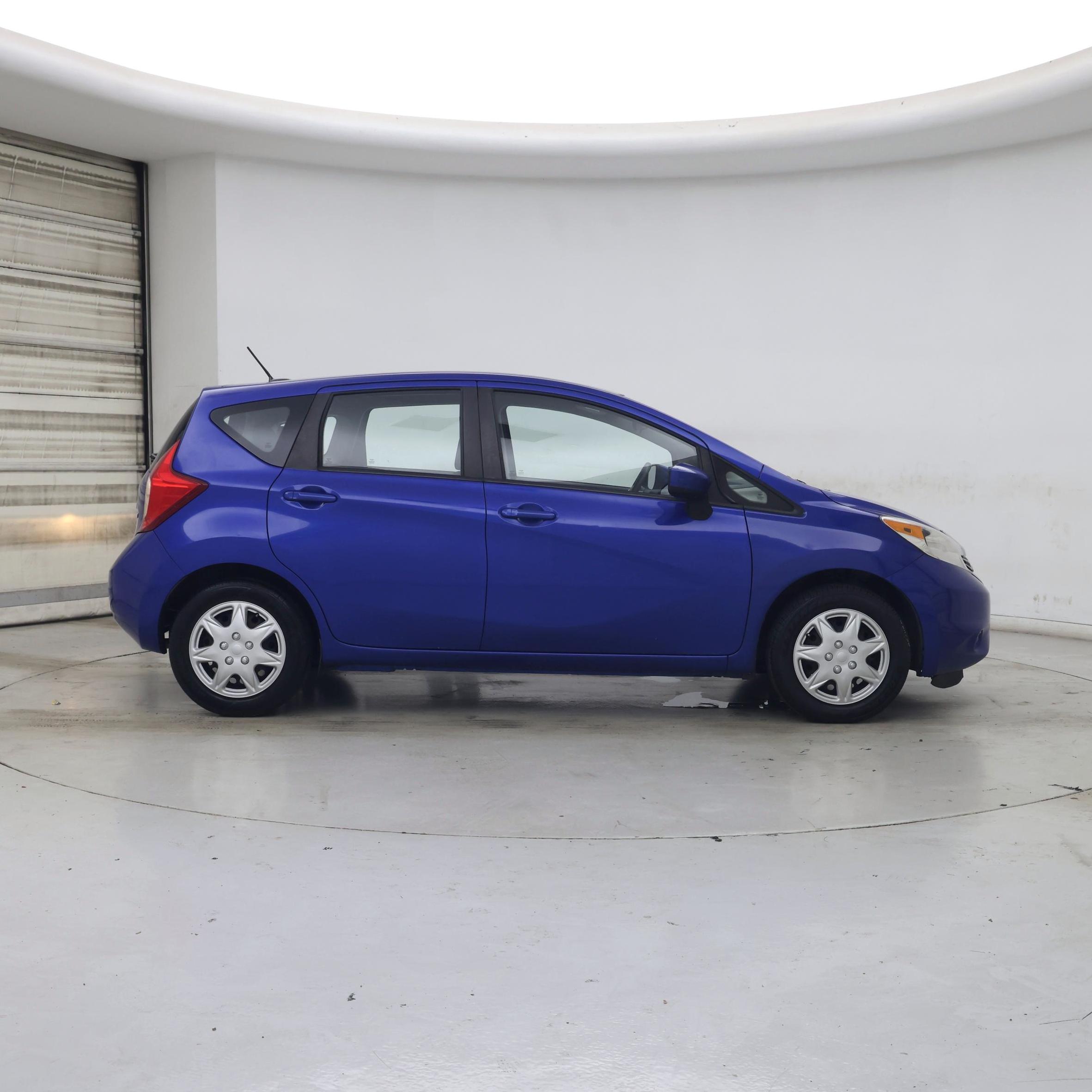 Thumbnail: 2016 Nissan Versa Note - 7